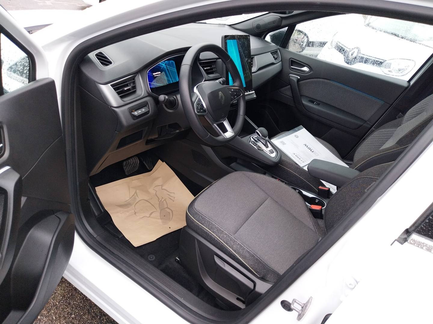 Vente en ligne Renault Symbioz  E-Tech full hybrid 145 au prix de 27 590 €
