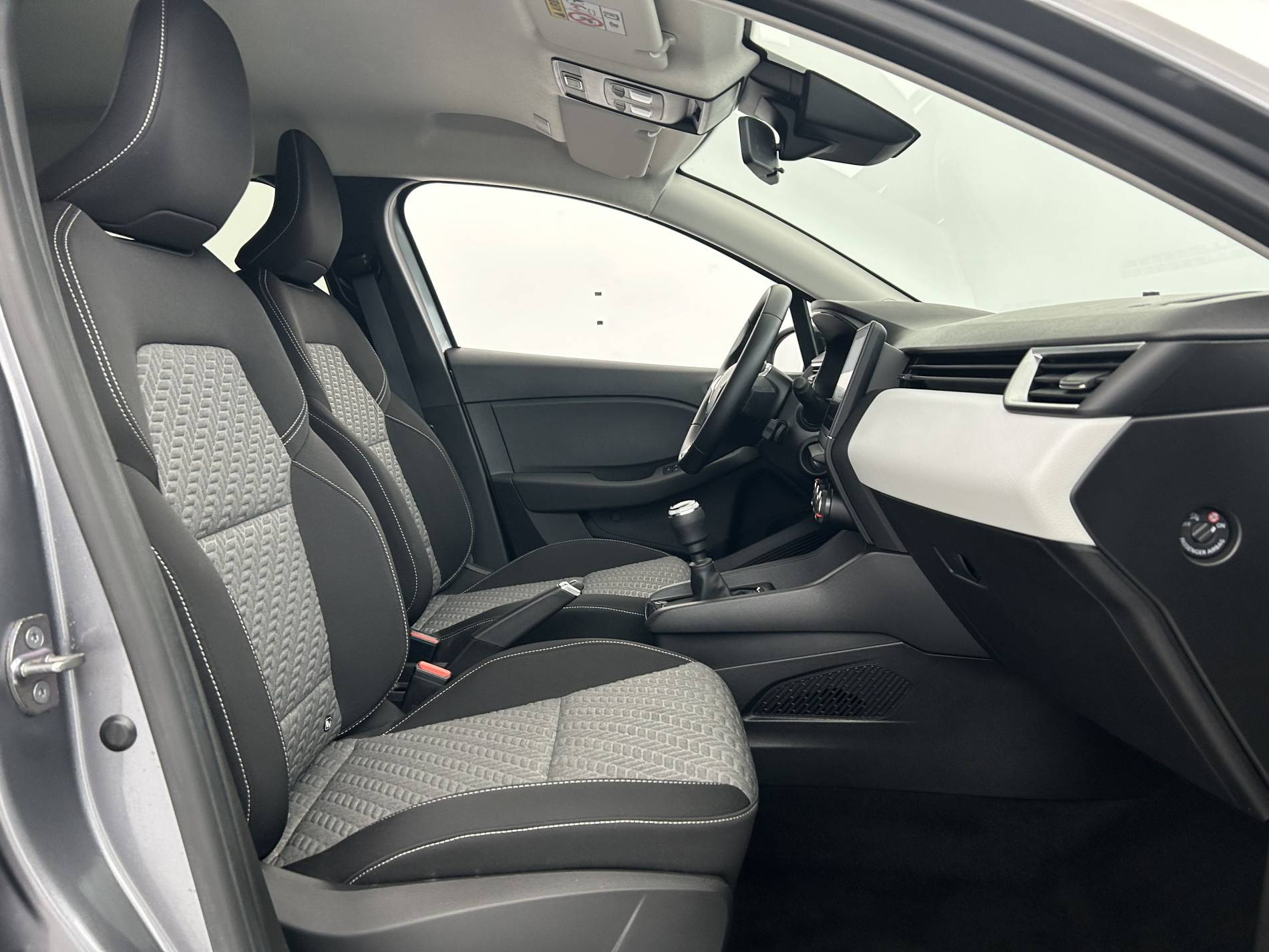 Vente en ligne Renault Clio 5 Clio TCe 90 au prix de 14 990 €