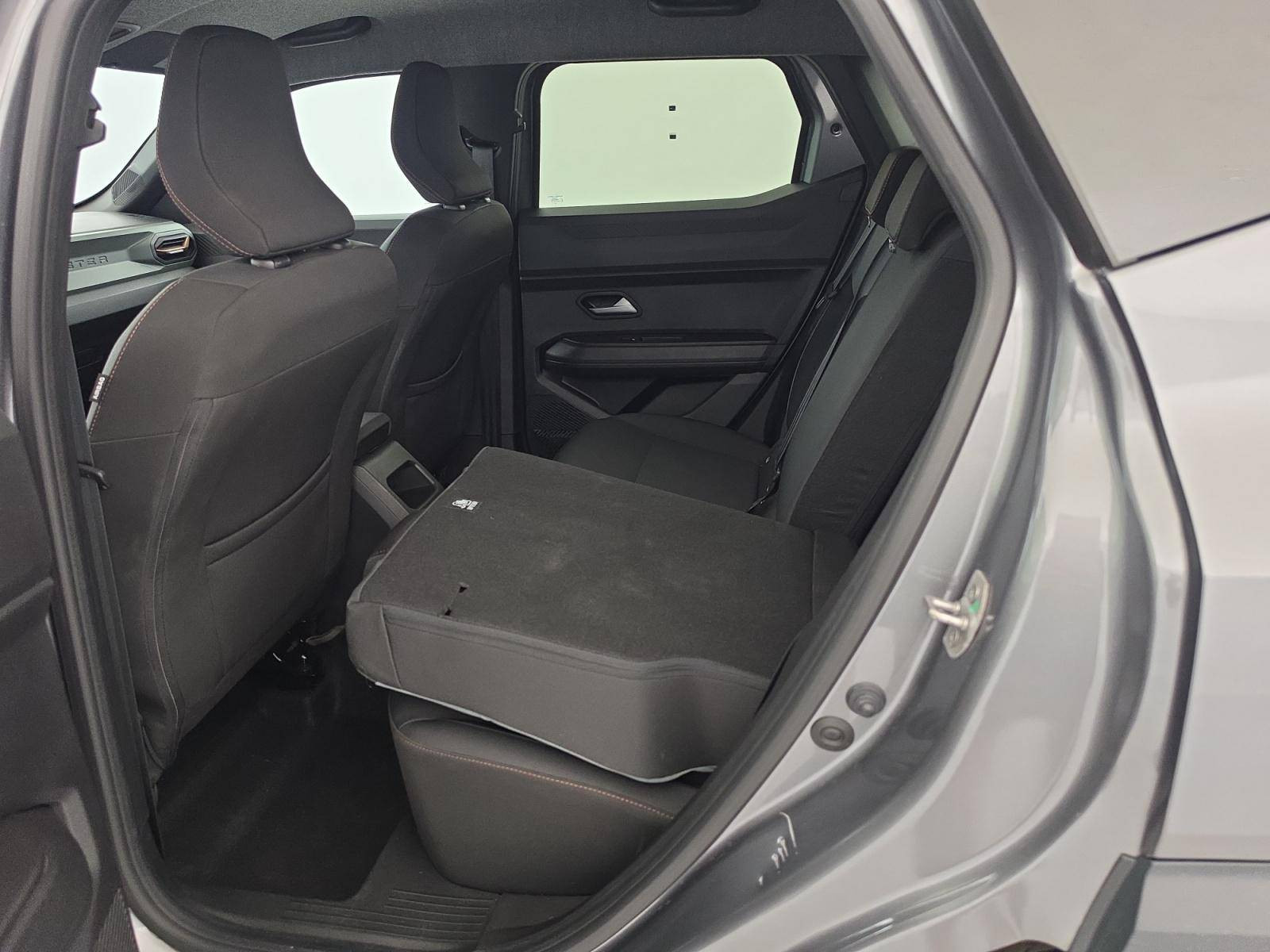 Vente en ligne Dacia Duster  Hybrid 140 au prix de 24 990 €