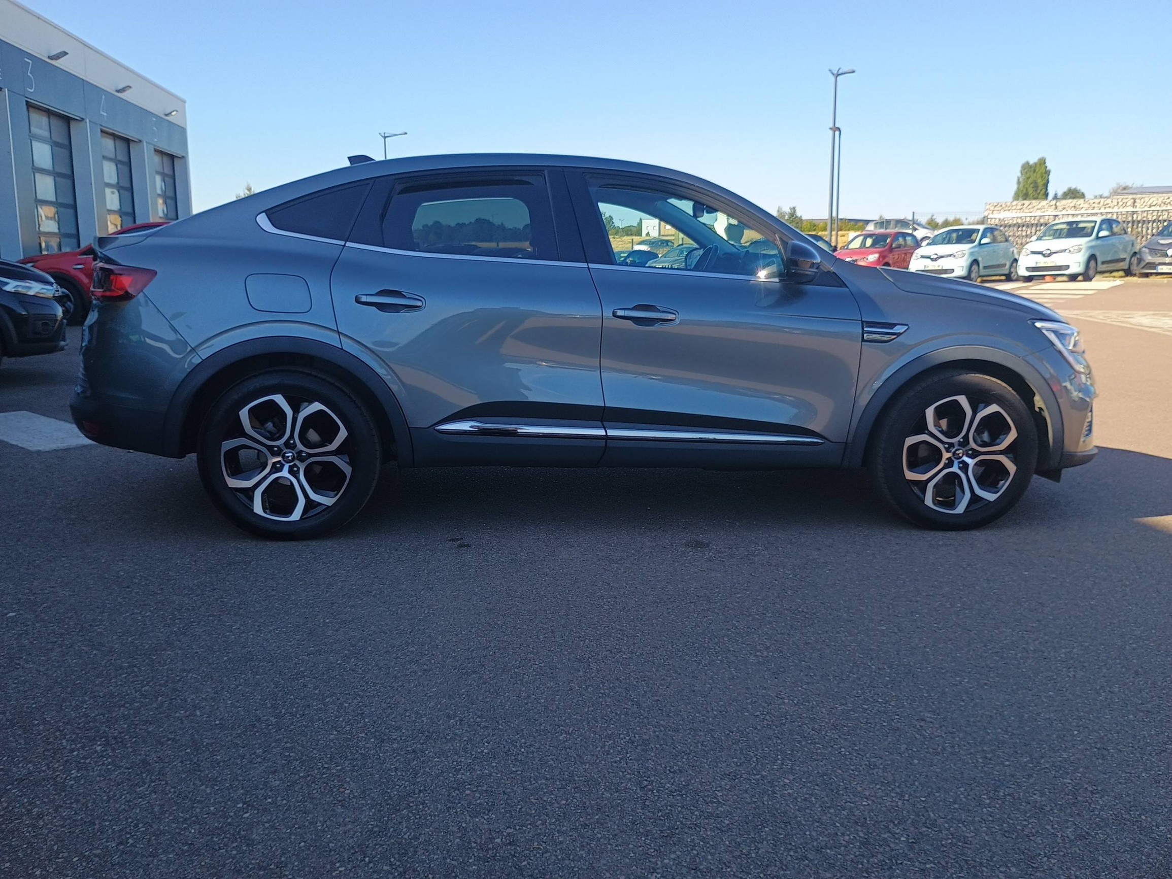Vente en ligne Renault Arkana  E-Tech 145 - 21B au prix de 19 291 €