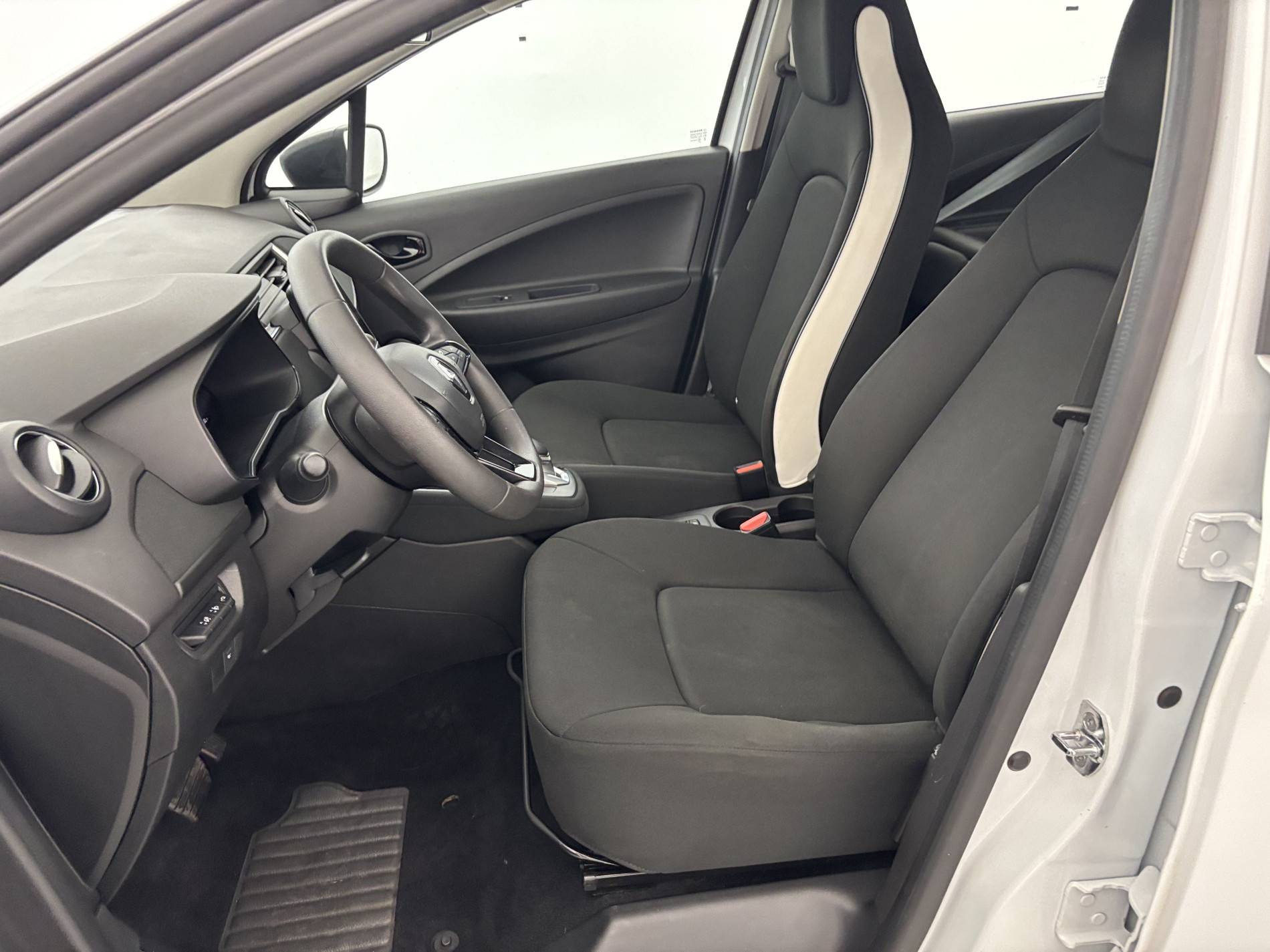 Vente en ligne Renault Zoé Zoe R110 - 22B au prix de 15 990 €