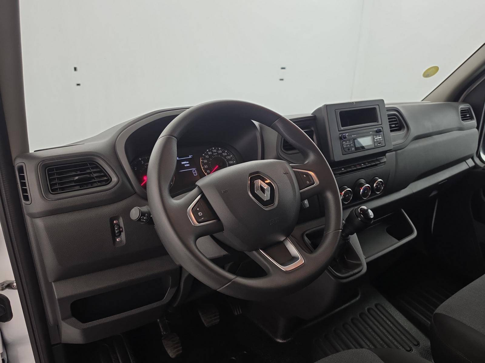 Vente en ligne Renault Master Fourgon MASTER FGN TRAC F3500 L2H2 BLUE DCI 135 au prix de 24 890 €