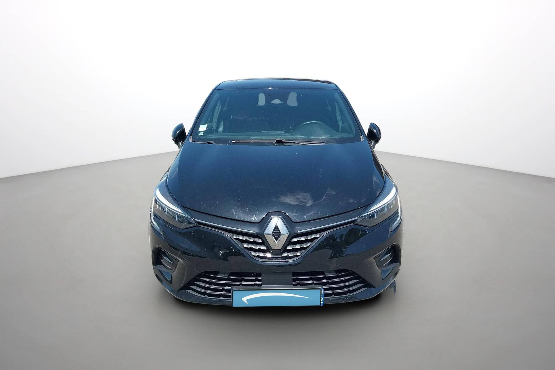 Vente en ligne Renault Clio 5 Clio E-Tech 140 - 21N au prix de 15 990 €