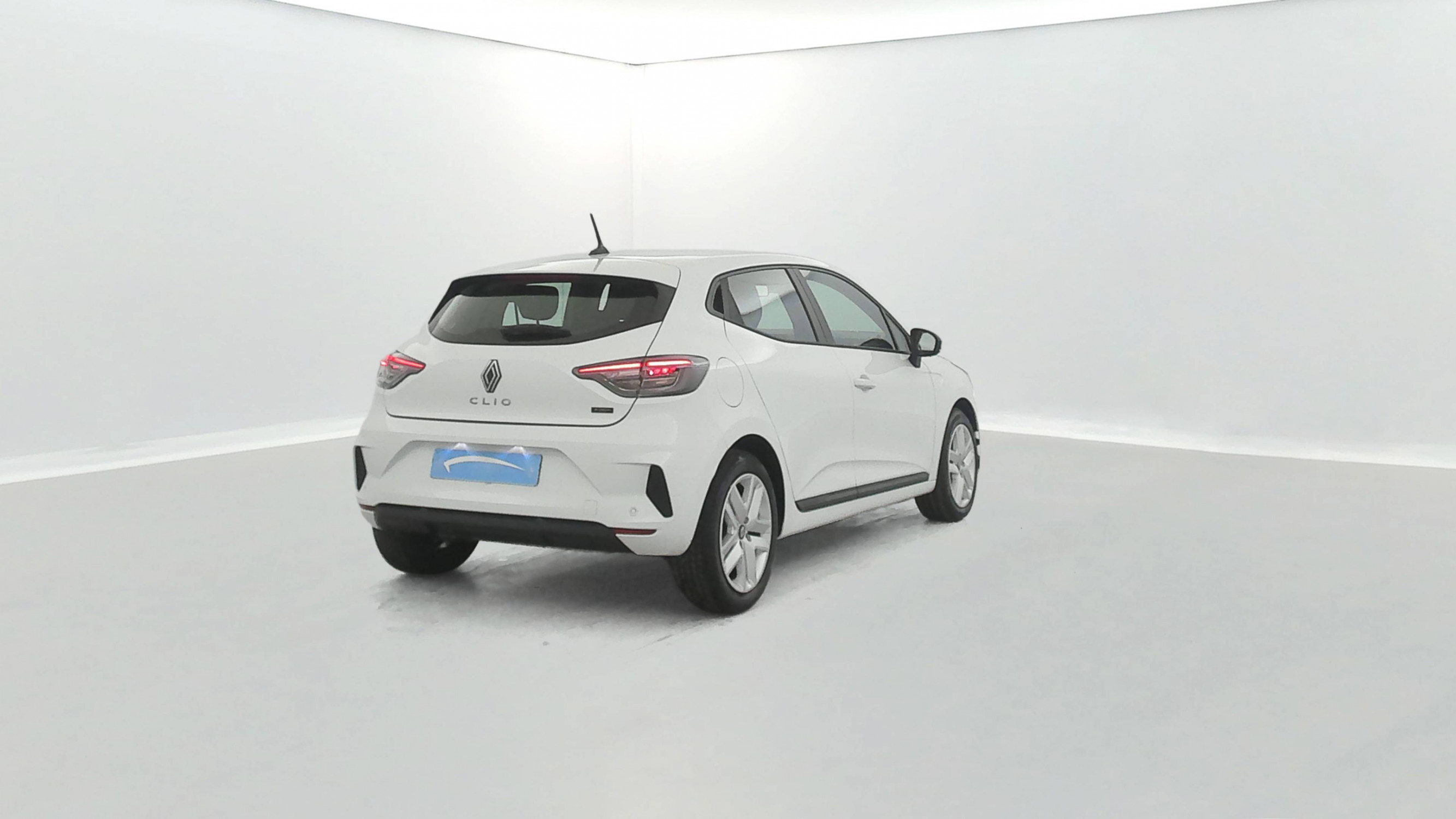 Vente en ligne Renault Clio 5 Clio E-Tech full hybrid 145 ch GSR2 au prix de 19 990 €