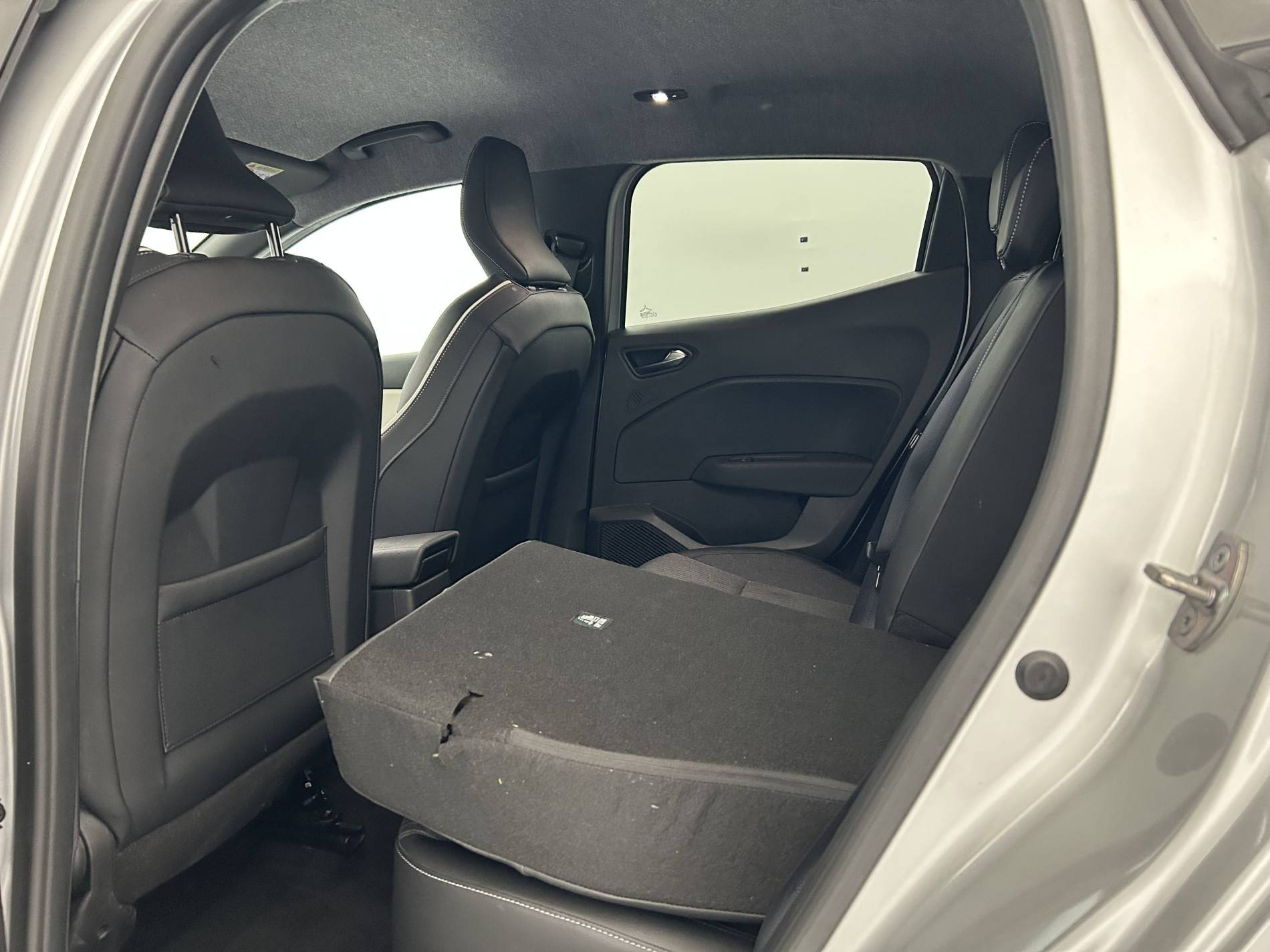 Vente en ligne Renault Clio 5 Clio TCe 90 au prix de 13 490 €
