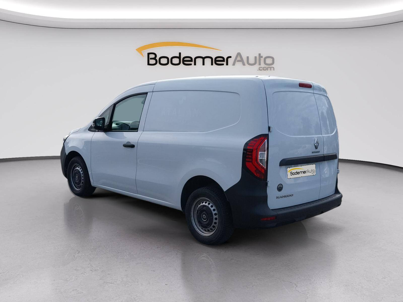 Vente en ligne Renault Kangoo Van  BLUE DCI 95 au prix de 14 490 €