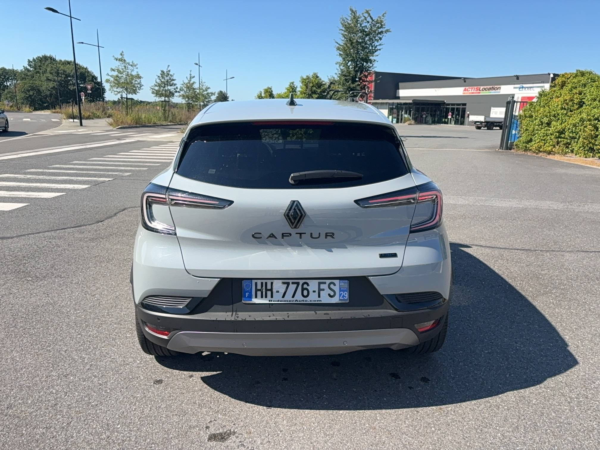Vente en ligne Renault Captur  E-Tech full hybrid 160 ch au prix de 32 490 €