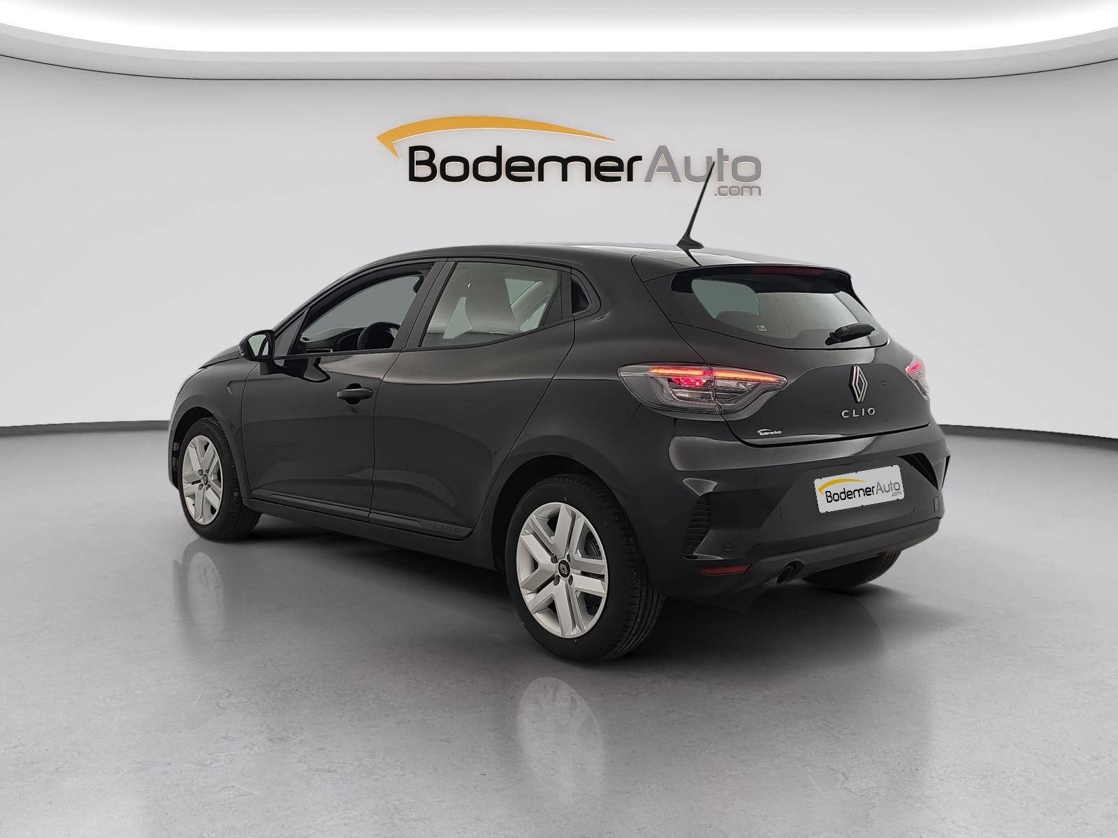 Vente en ligne Renault Clio 5 Clio Blue dCi 100 ch GSR2 au prix de 17 690 €