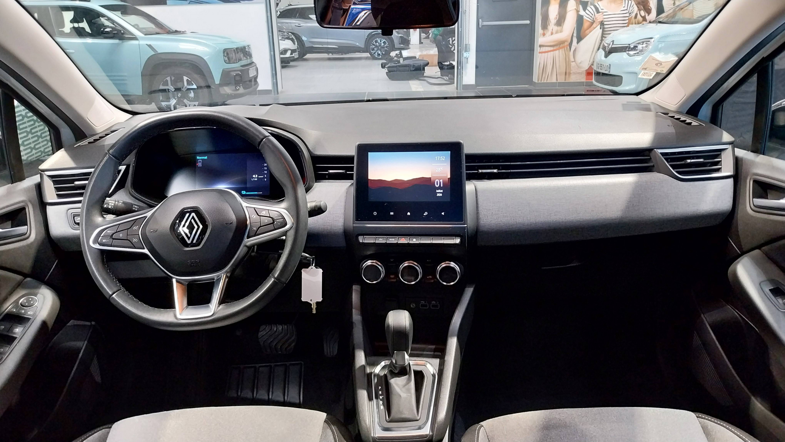 Vente en ligne Renault Clio 5 Clio E-Tech full hybrid 145 au prix de 16 490 €