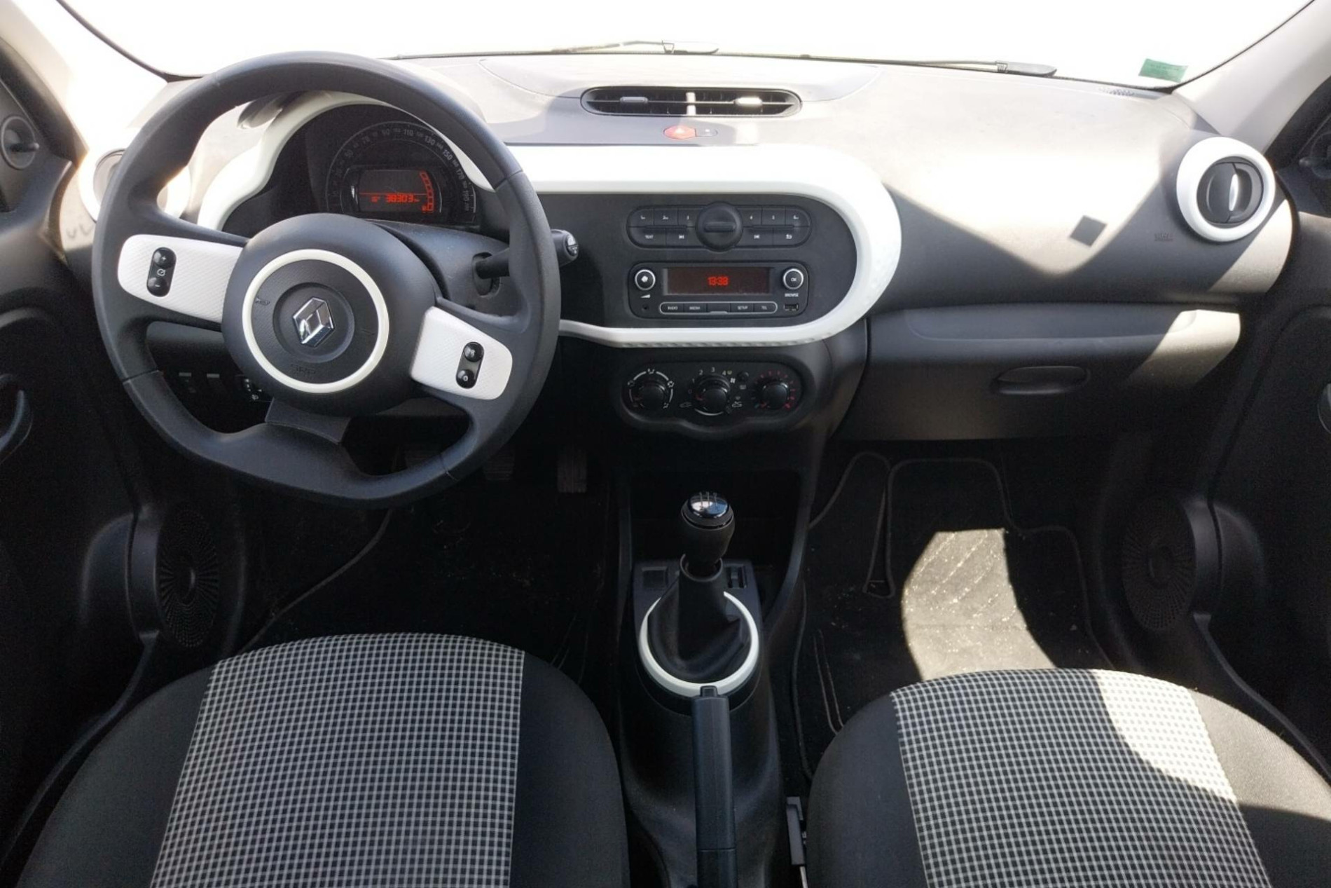 Vente en ligne Renault Twingo 3  SCe 65 - 20 au prix de 9 790 €