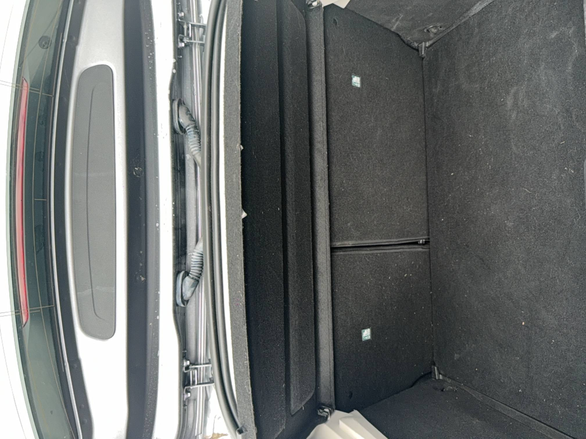 Vente en ligne Renault Clio 5 Clio TCe 90 au prix de 14 990 €