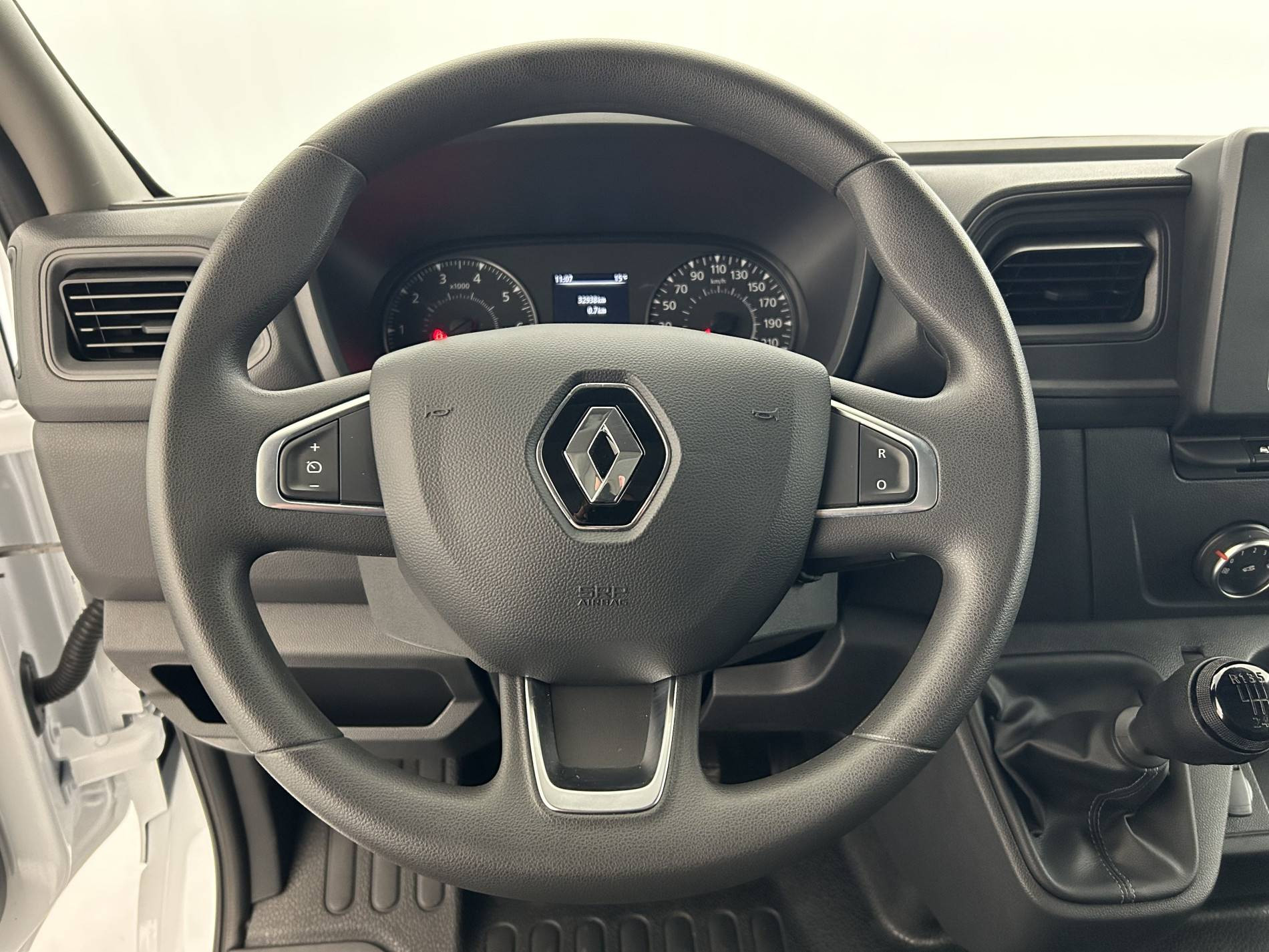 Vente en ligne Renault Master Fourgon MASTER FGN TRAC F3500 L2H2 BLUE DCI 135 au prix de 25 500 €