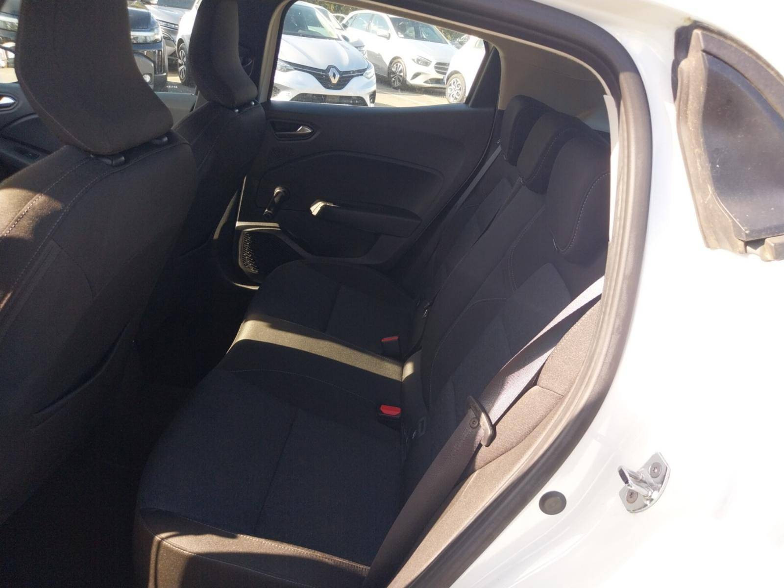 Vente en ligne Renault Clio 5 Clio TCe 100 GPL - 21N au prix de 13 490 €