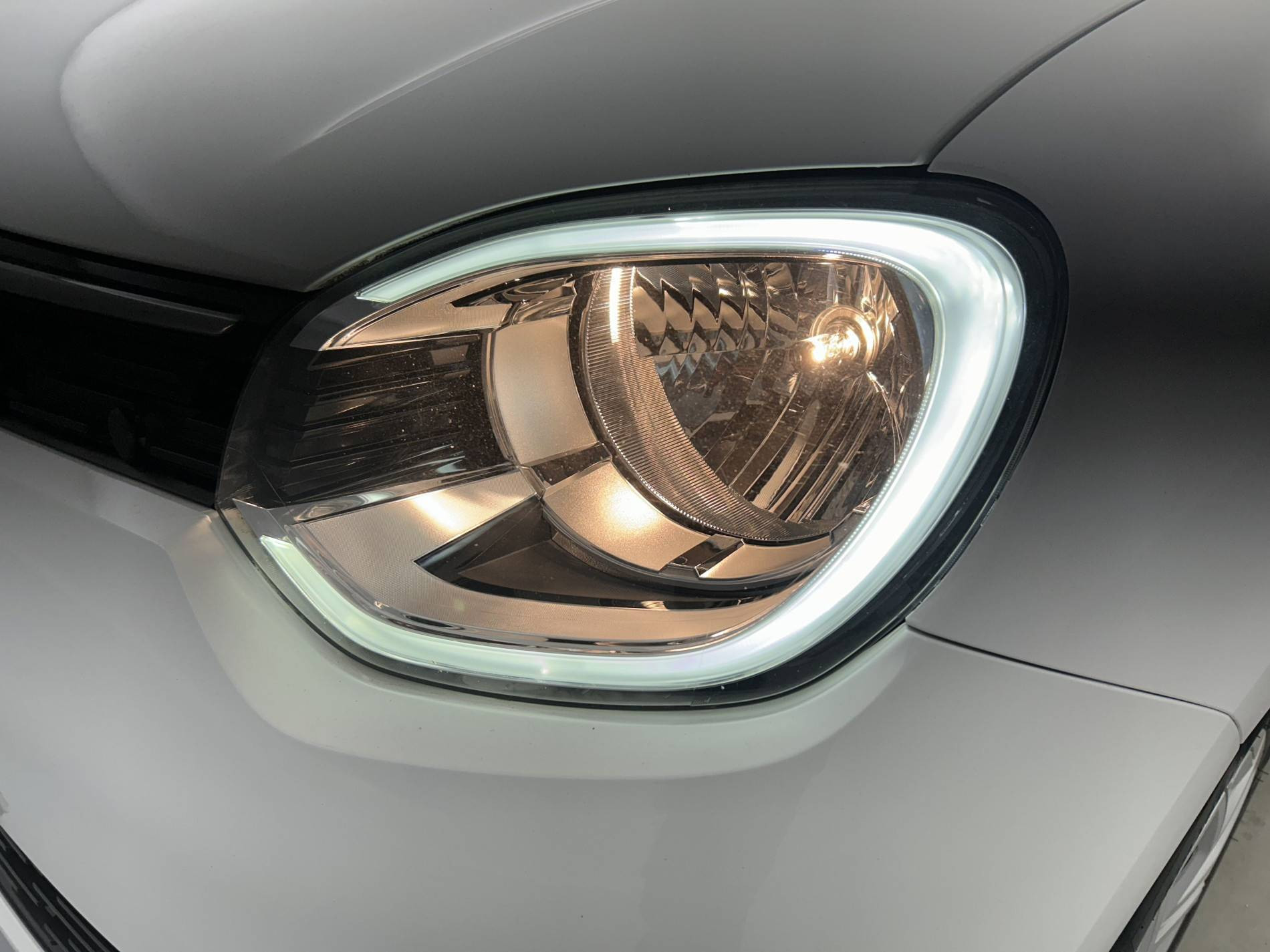Vente en ligne Renault Twingo 3  SCe 65 - 21 au prix de 10 990 €