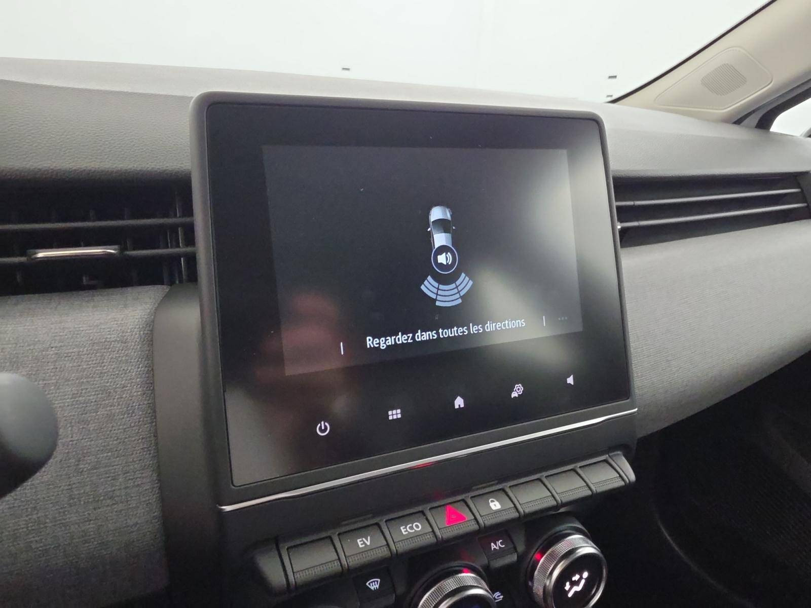Vente en ligne Renault Clio 5 Clio E-Tech full hybrid 145 ch GSR2 au prix de 19 590 €