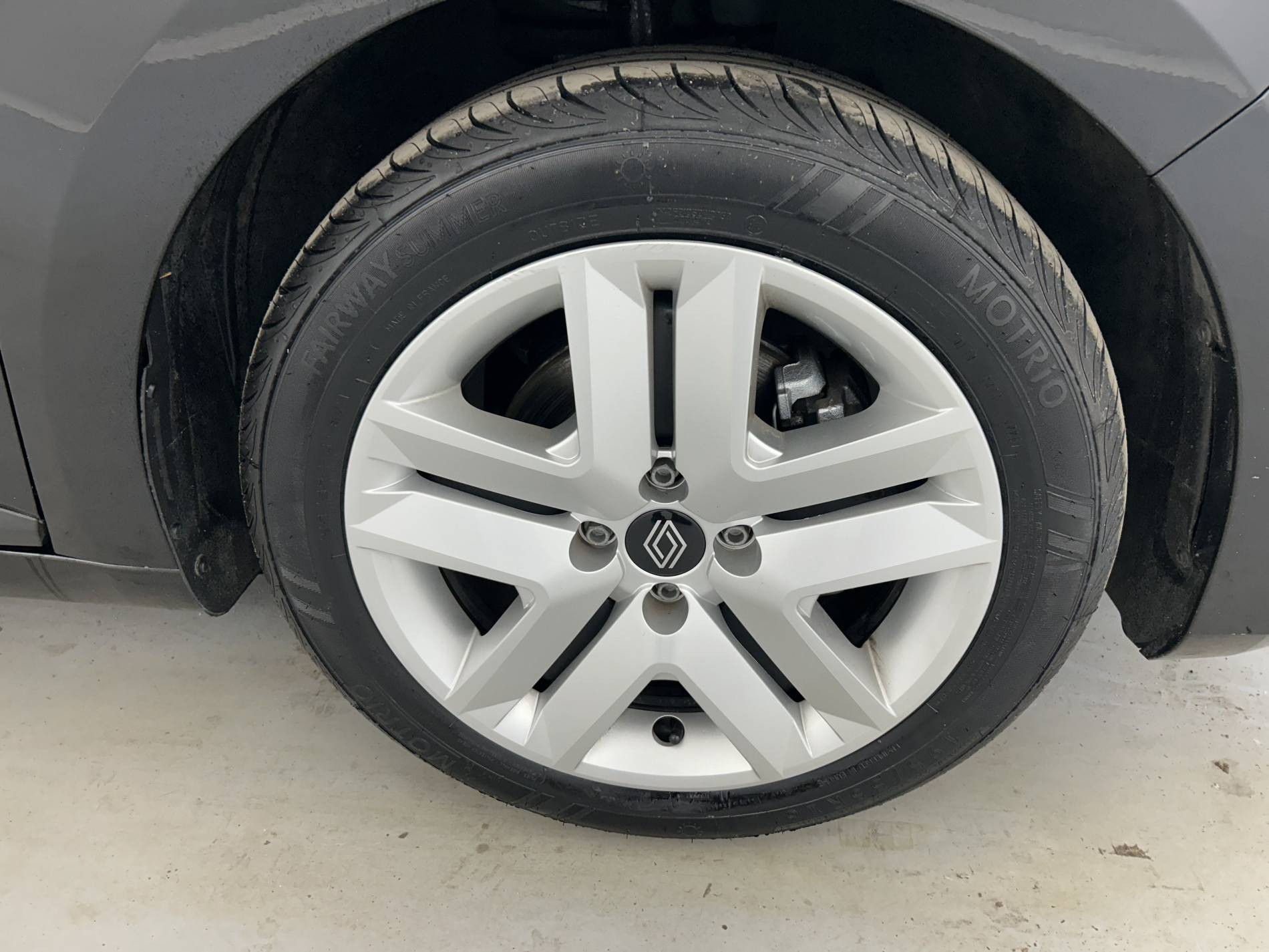 Vente en ligne Renault Clio 5 Clio E-Tech full hybrid 145 ch GSR2 au prix de 19 990 €