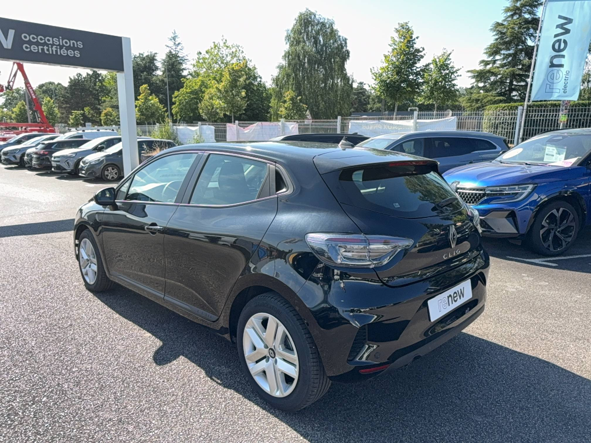 Vente en ligne Renault Clio 5 Clio Blue dCi 100 ch GSR2 au prix de 17 790 €