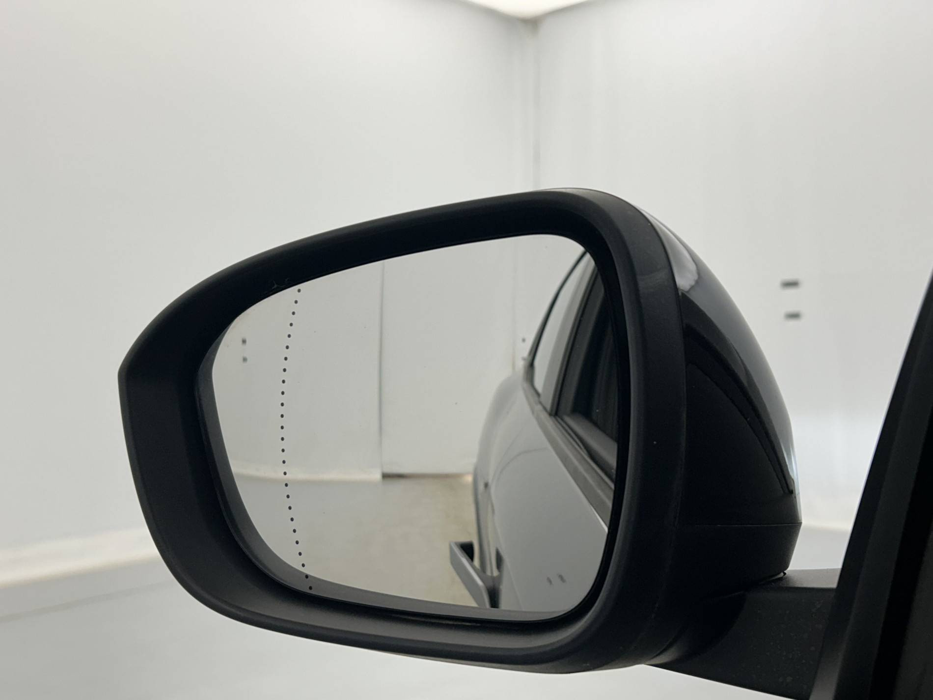 Vente en ligne Renault Megane E-Tech  EV60 220 ch super charge au prix de 21 999 €
