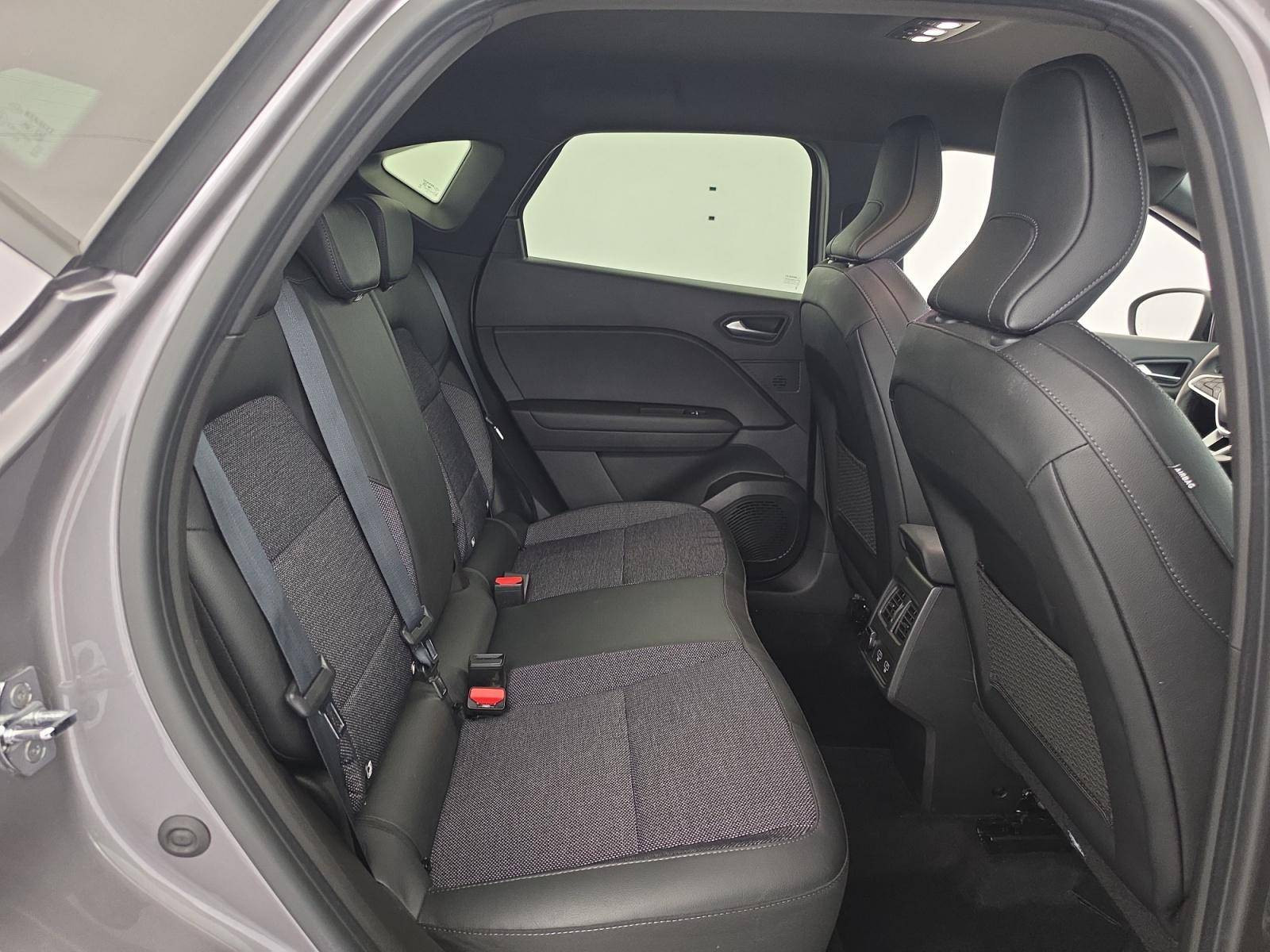 Vente en ligne Renault Captur  E-Tech 145 au prix de 18 500 €