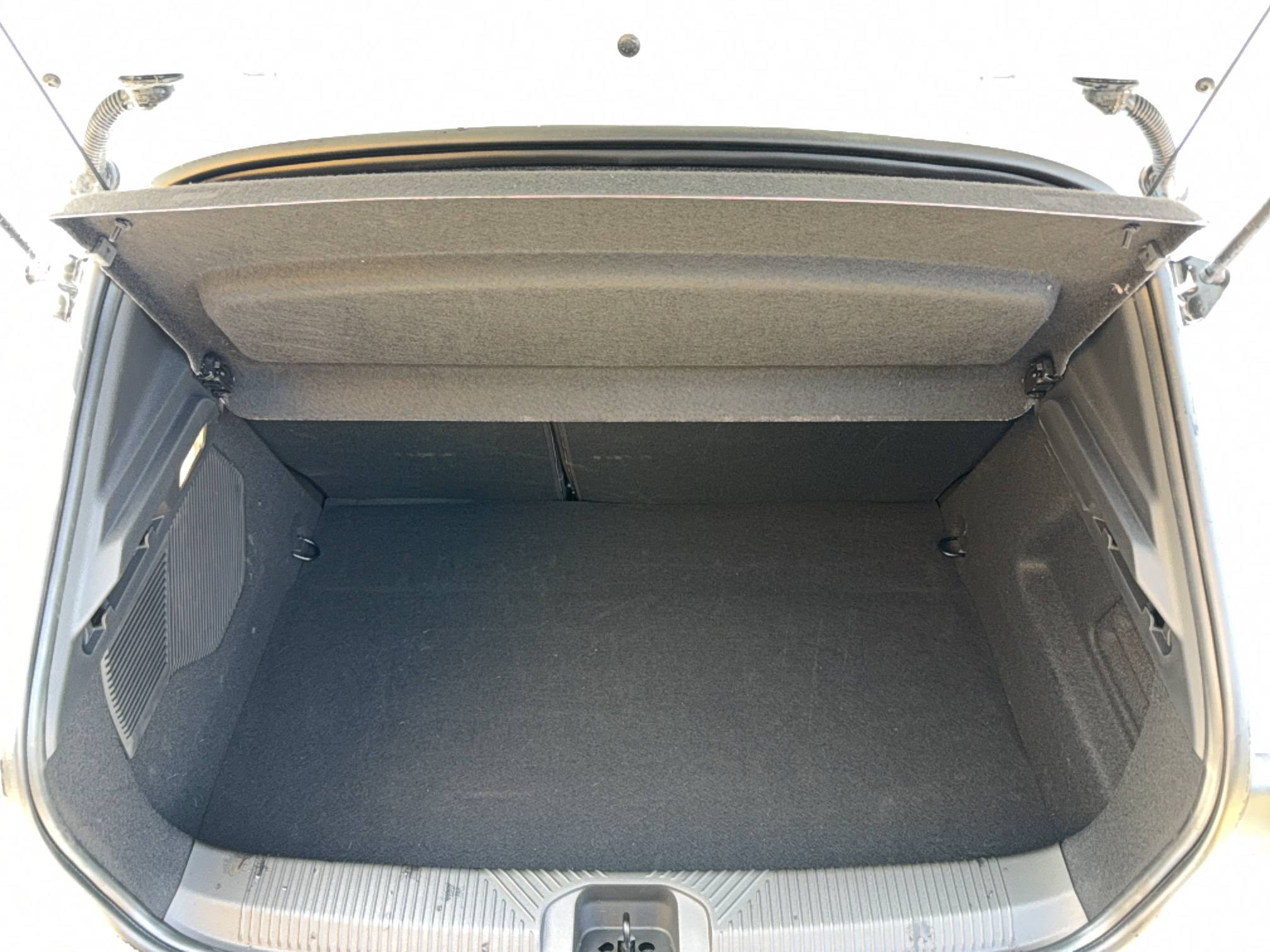 Vente en ligne Renault Clio 6 Clio E-Tech full hybrid 160 ch au prix de 29 800 €