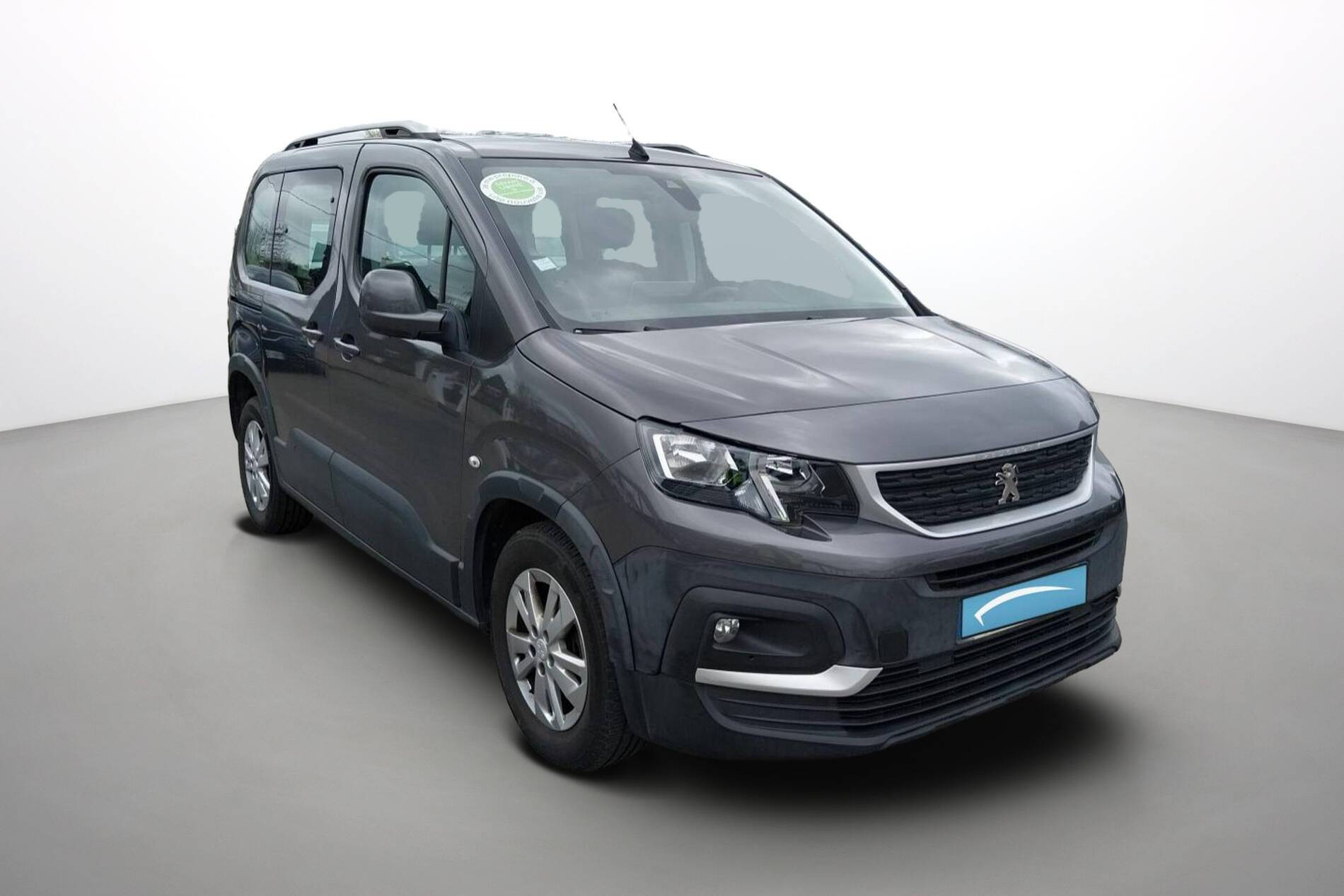 Vente en ligne Peugeot Rifter  Standard BlueHDi 100 BVM5 au prix de 17 890 €