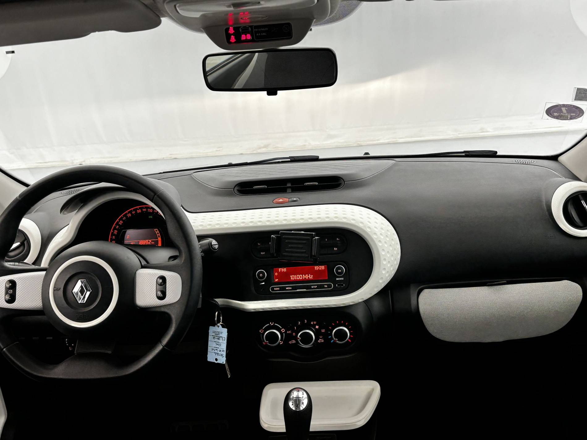Vente en ligne Renault Twingo 3  1.0 SCe 70 BC au prix de 11 490 €