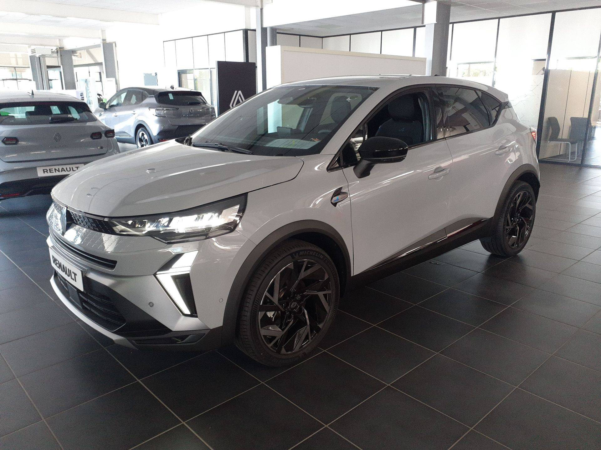 Renault Captur  E-Tech full hybrid 160 ch occasion de 2026 en vente à Quimper