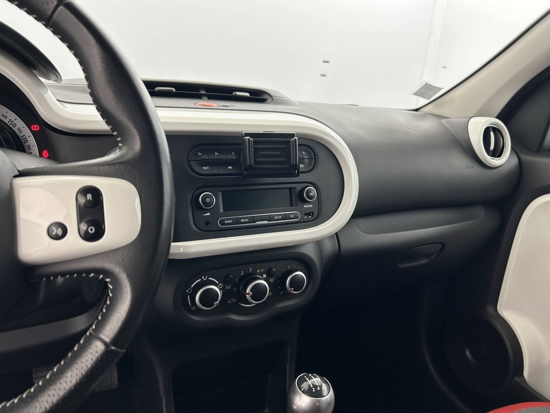 Vente en ligne Renault Twingo 3  0.9 TCe 90 Energy au prix de 9 390 €