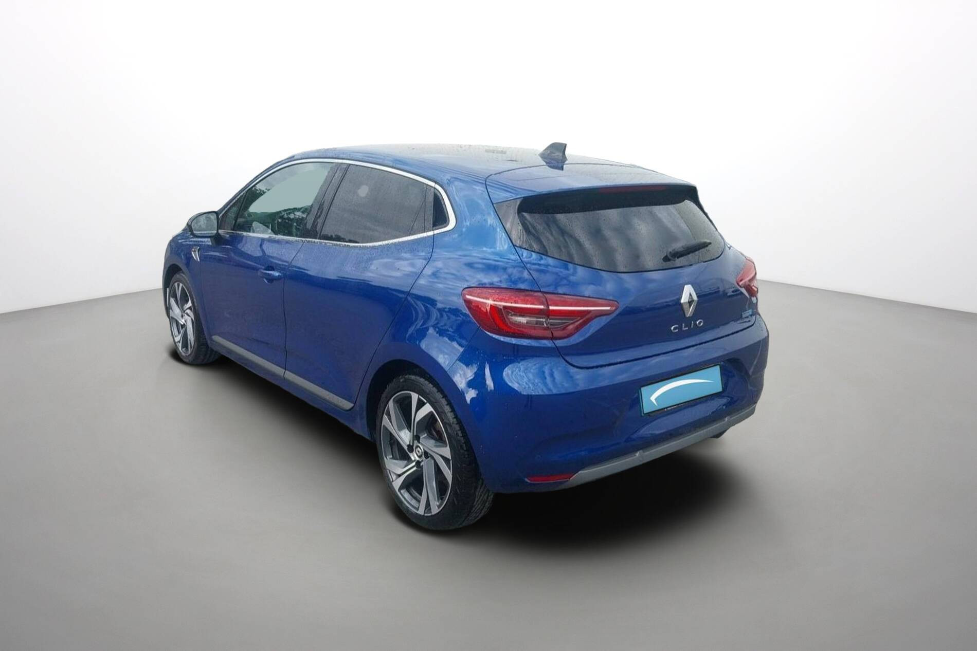 Vente en ligne Renault Clio 5 Clio E-Tech 140 - 21N au prix de 17 790 €