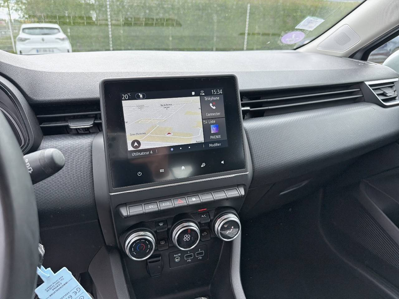 Vente en ligne Renault Clio 5 Clio E-Tech 140 - 21 au prix de 13 490 €