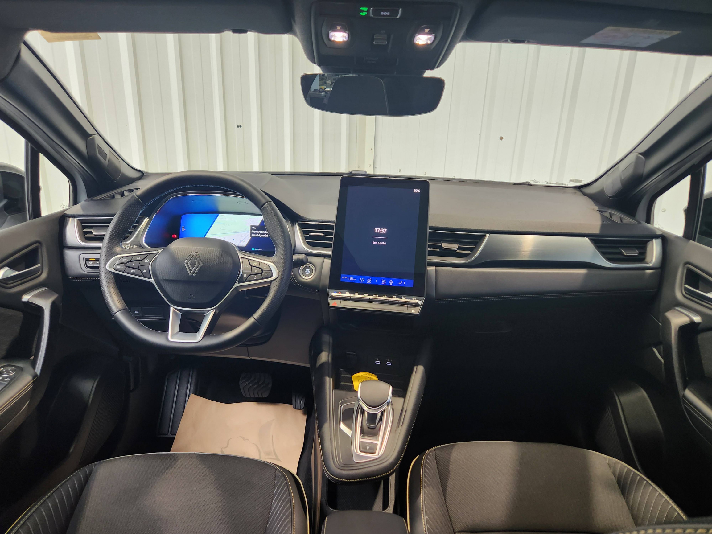 Vente en ligne Renault Symbioz  E-Tech full hybrid 145 au prix de 31 290 €