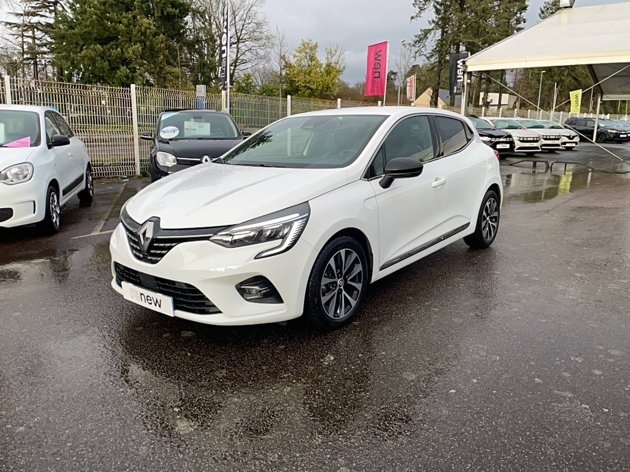 Renault Clio 5 Clio TCe 90 occasion de 2023 en vente à Ploërmel