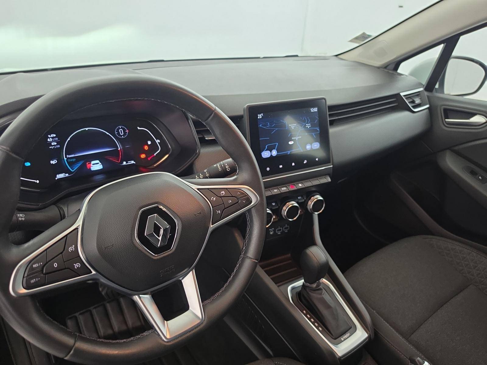 Vente en ligne Renault Clio 5 Clio E-Tech 140 - 21N au prix de 14 890 €