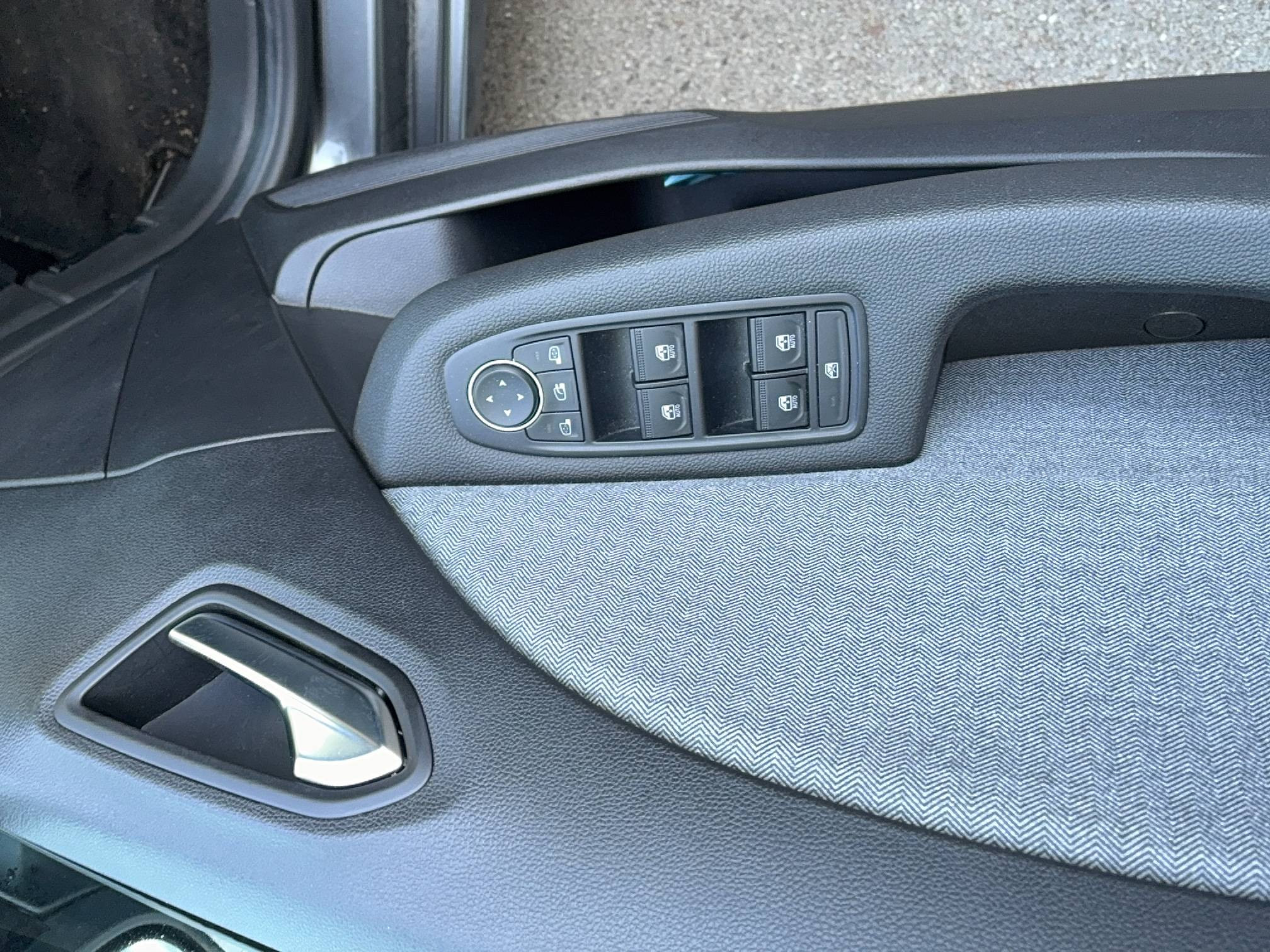 Vente en ligne Renault Clio 5 Clio TCe 90 au prix de 15 990 €