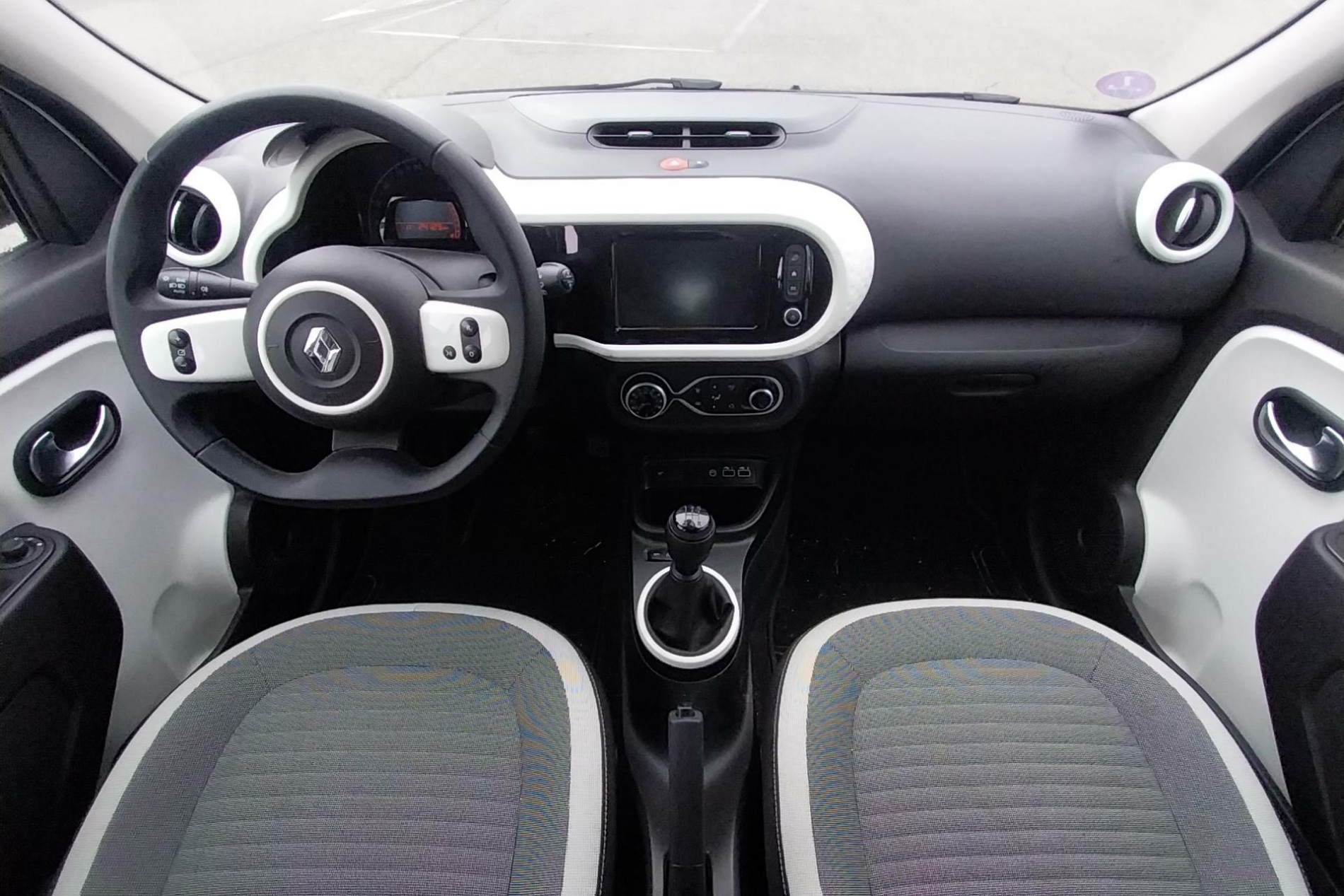 Vente en ligne Renault Twingo 3  SCe 65 au prix de 12 590 €