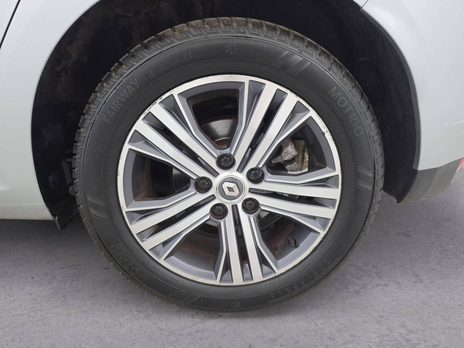Vente en ligne Renault Megane 4  TCe 140 au prix de 16 490 €