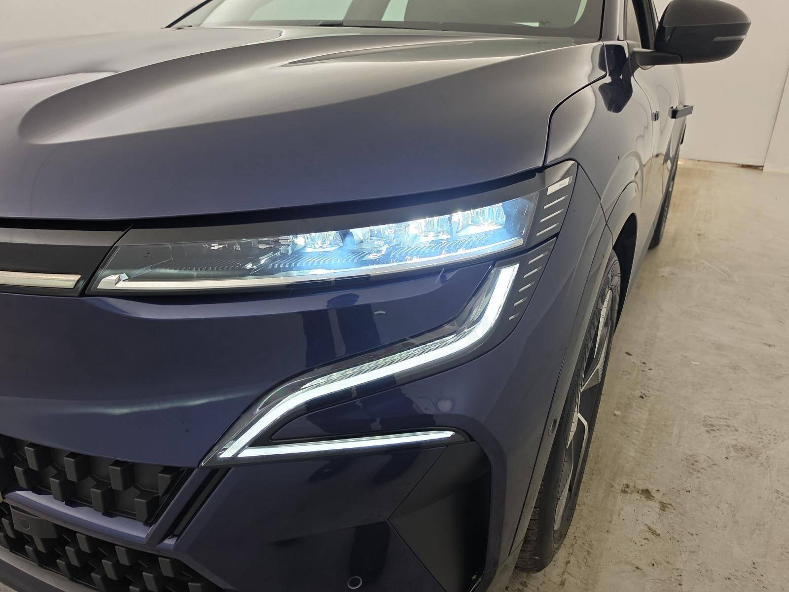 Vente en ligne Renault Megane E-Tech  EV40 130ch standard charge au prix de 26 900 €