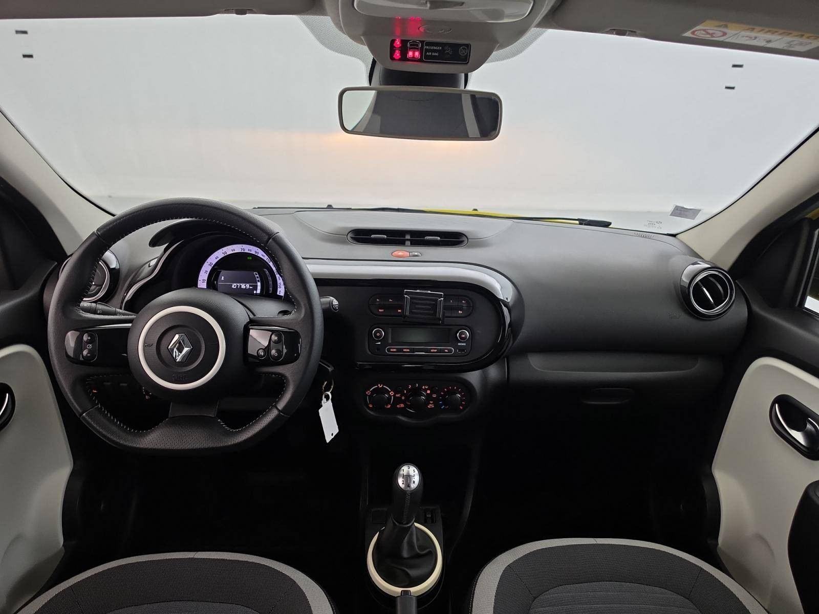 Vente en ligne Renault Twingo 3  1.0 SCe 70 eco2 Stop & Start au prix de 7 290 €