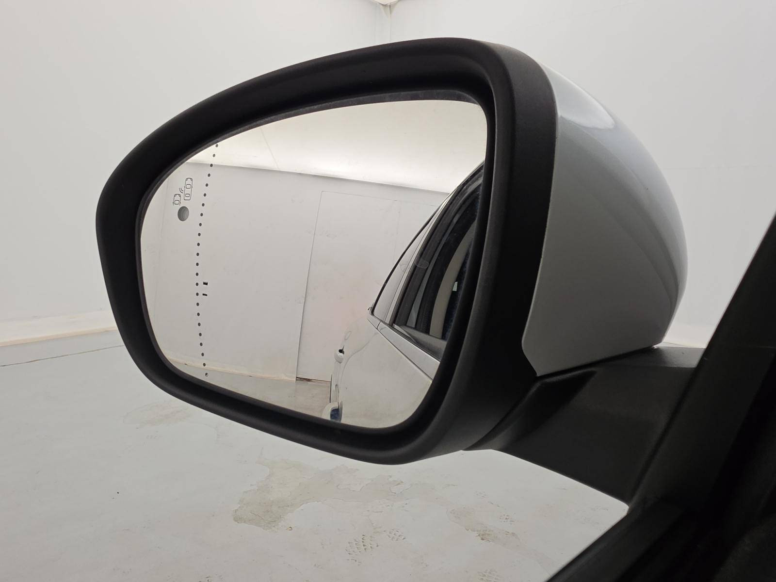 Vente en ligne Renault Arkana  E-Tech 145 - 21B au prix de 18 990 €