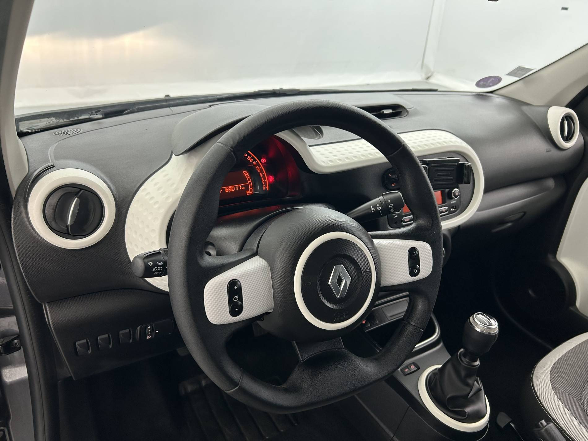 Vente en ligne Renault Twingo 3  SCe 75 - 20 au prix de 9 990 €