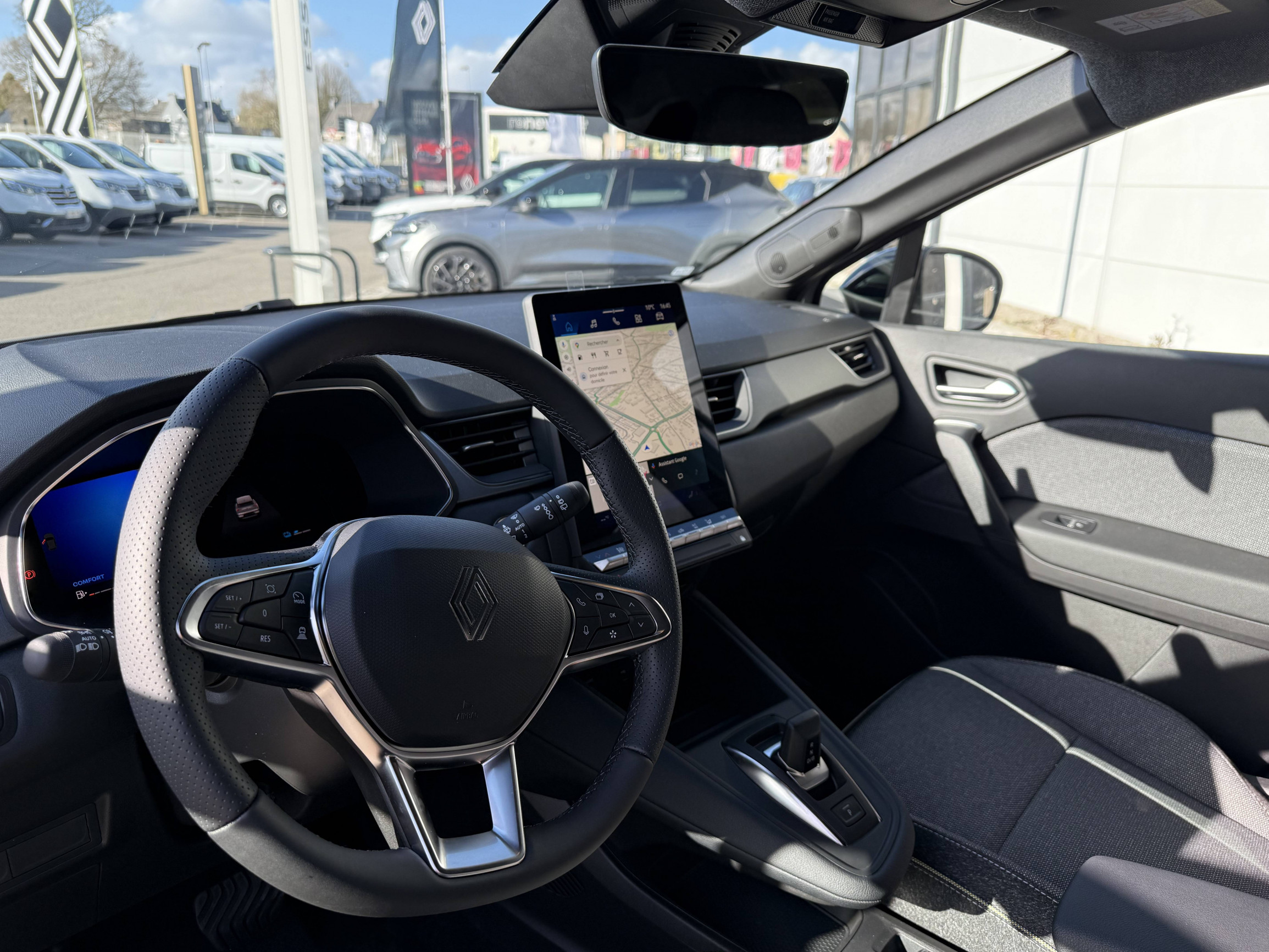 Vente en ligne Renault Symbioz  E-Tech full hybrid 160 ch au prix de 35 400 €