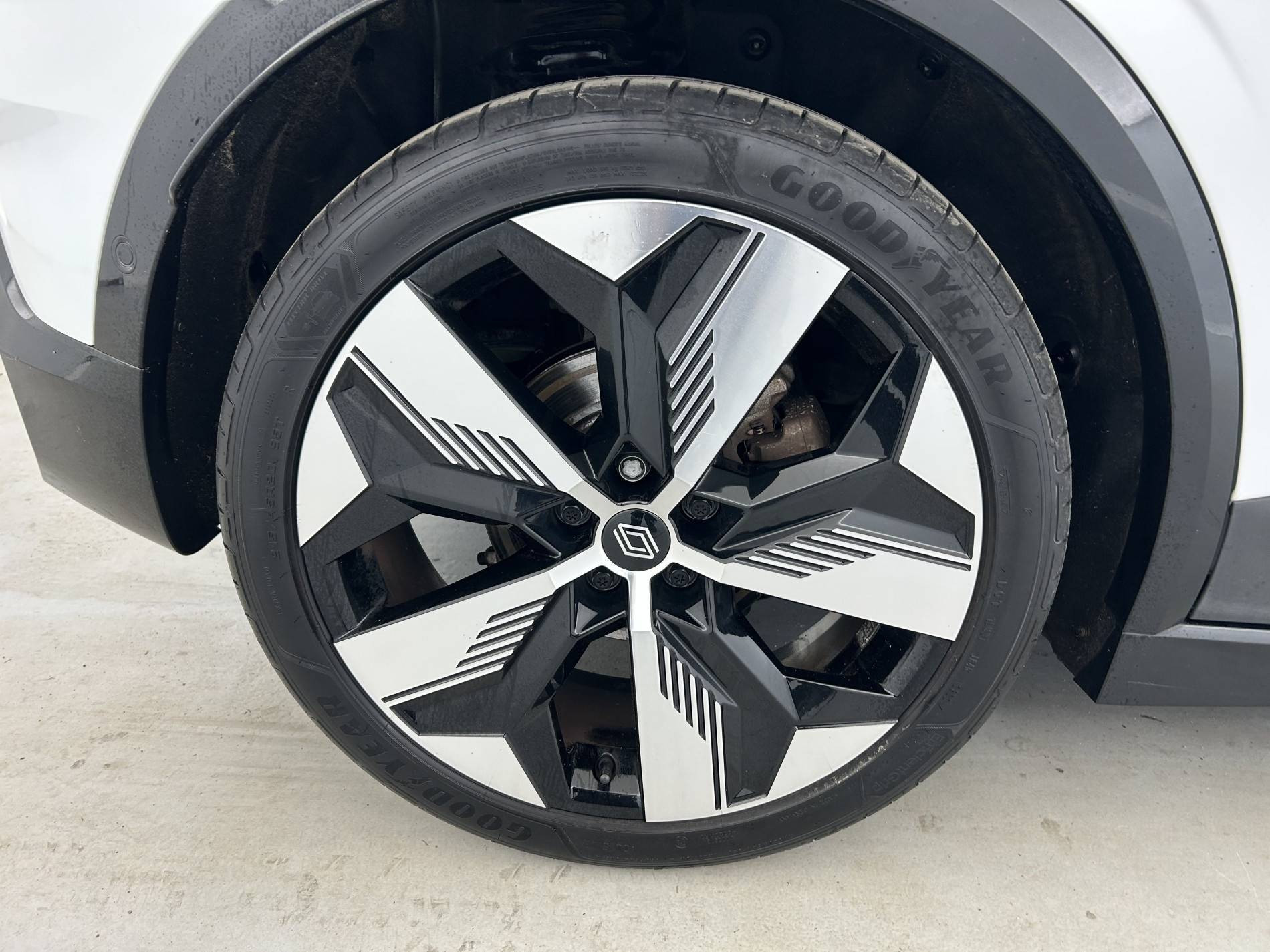 Vente en ligne Renault Megane E-Tech  EV40 130ch standard charge au prix de 20 790 €