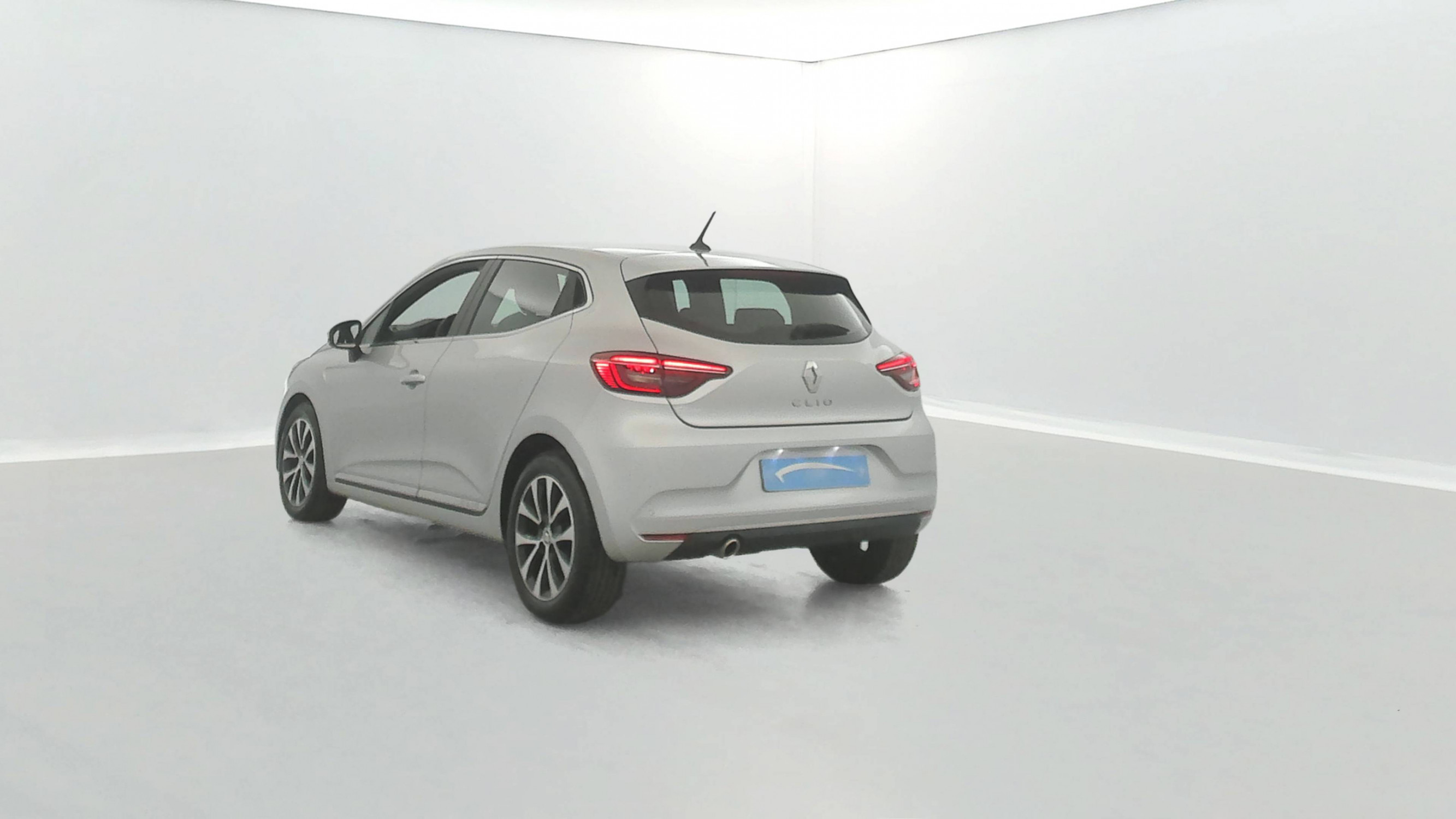 Vente en ligne Renault Clio 5 Clio TCe 90 - 21N au prix de 14 890 €