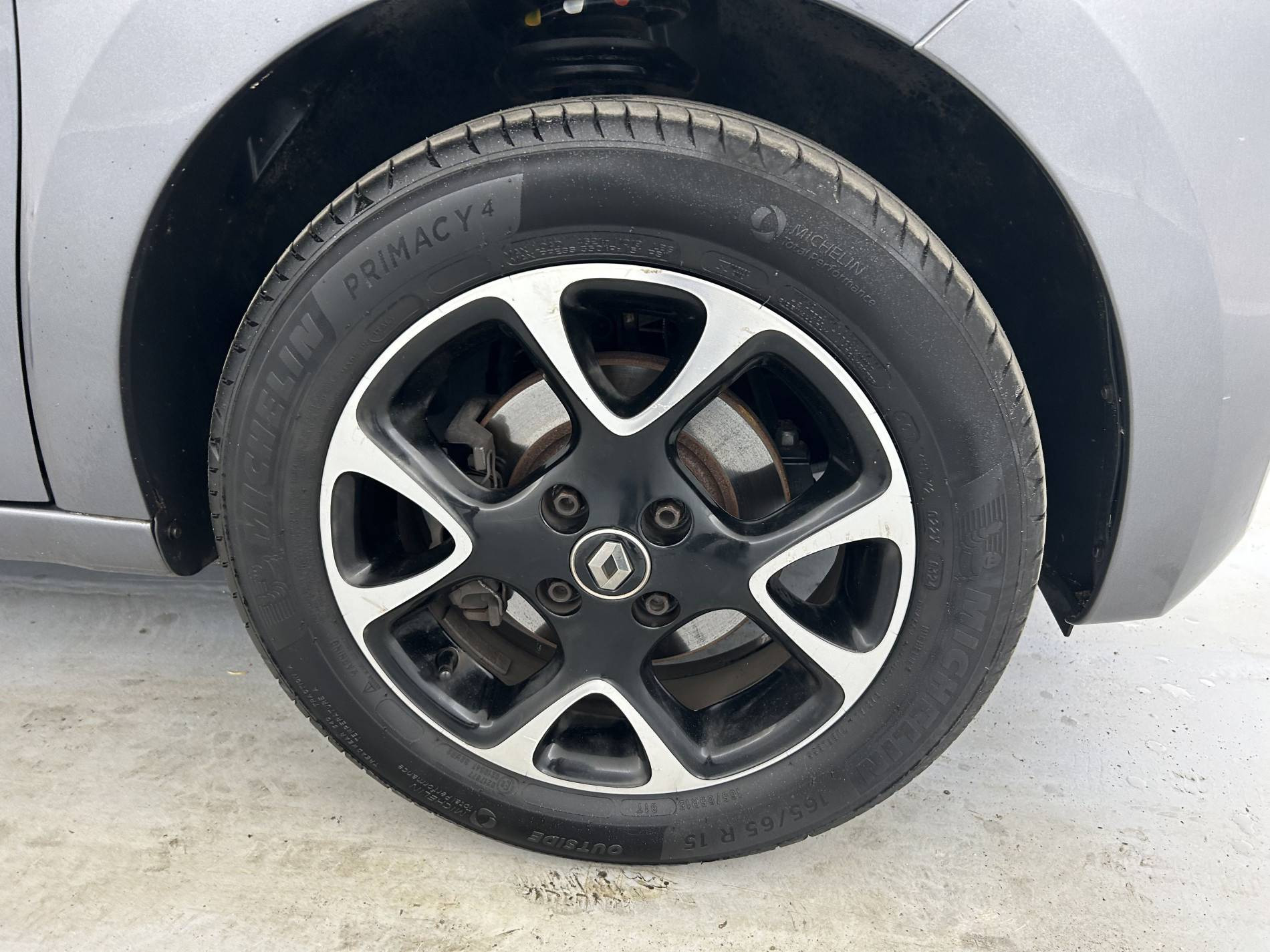 Vente en ligne Renault Twingo 3  TCe 95 au prix de 11 790 €