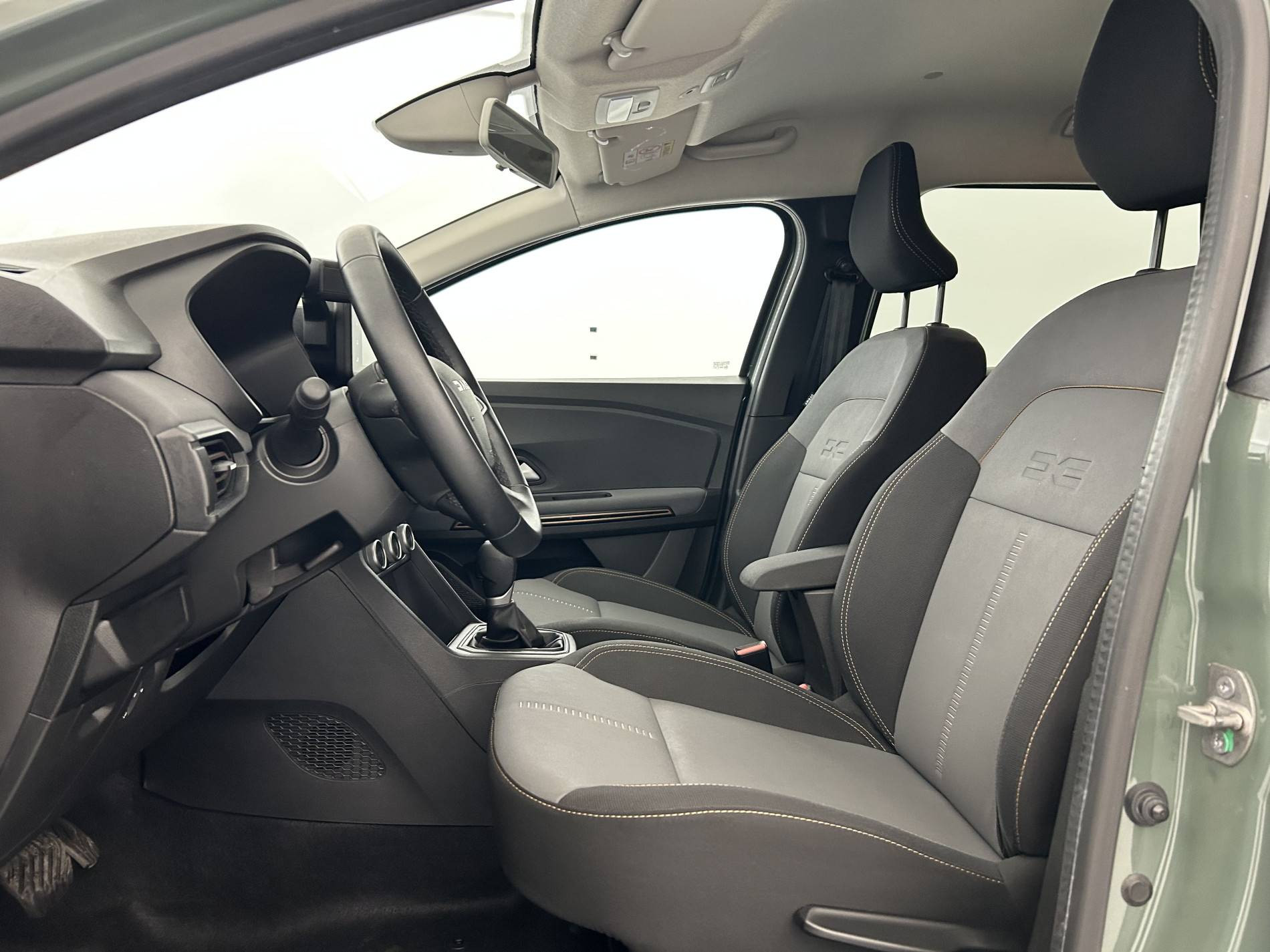 Vente en ligne Dacia Jogger  Hybrid 140 5 places au prix de 22 890 €