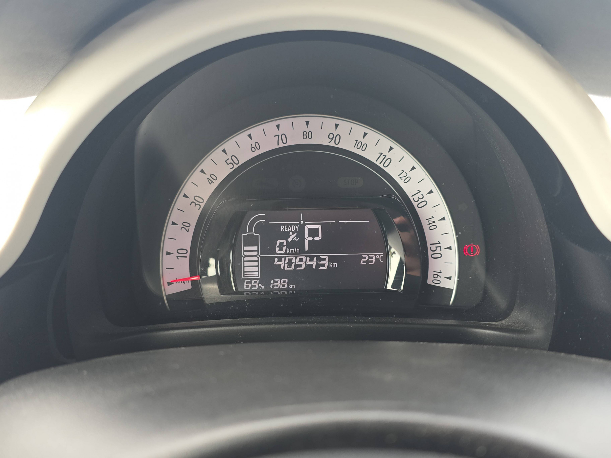 Vente en ligne Renault Twingo Electrique Twingo III E-Tech au prix de 11 990 €