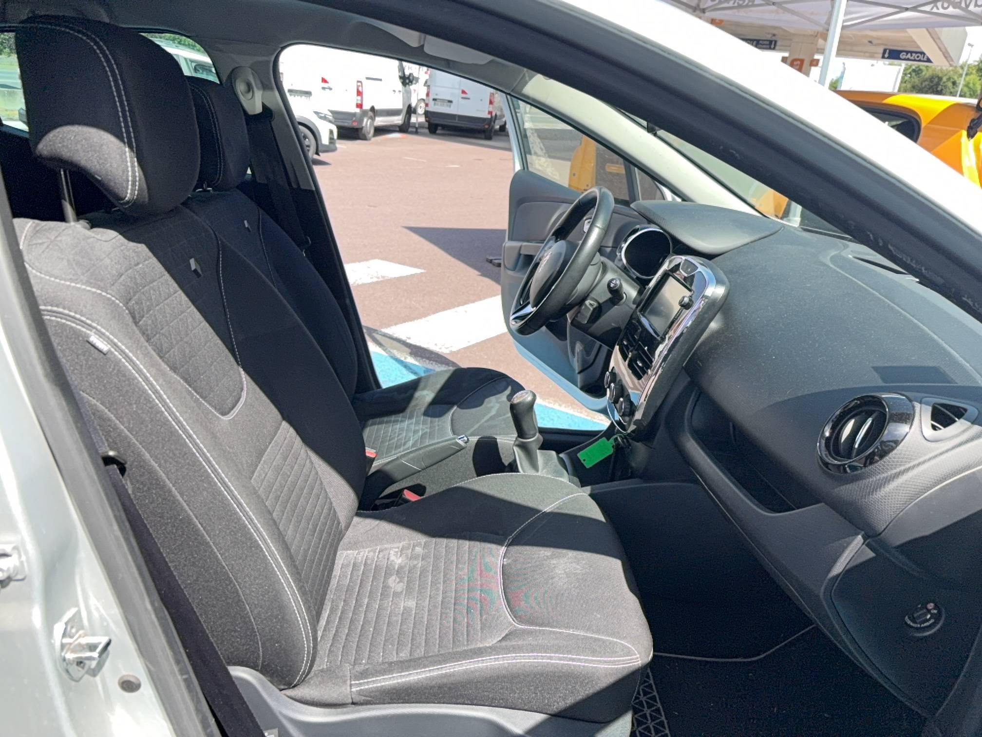 Vente en ligne Renault Clio 4  dCi 75 eco2 au prix de 9 590 €