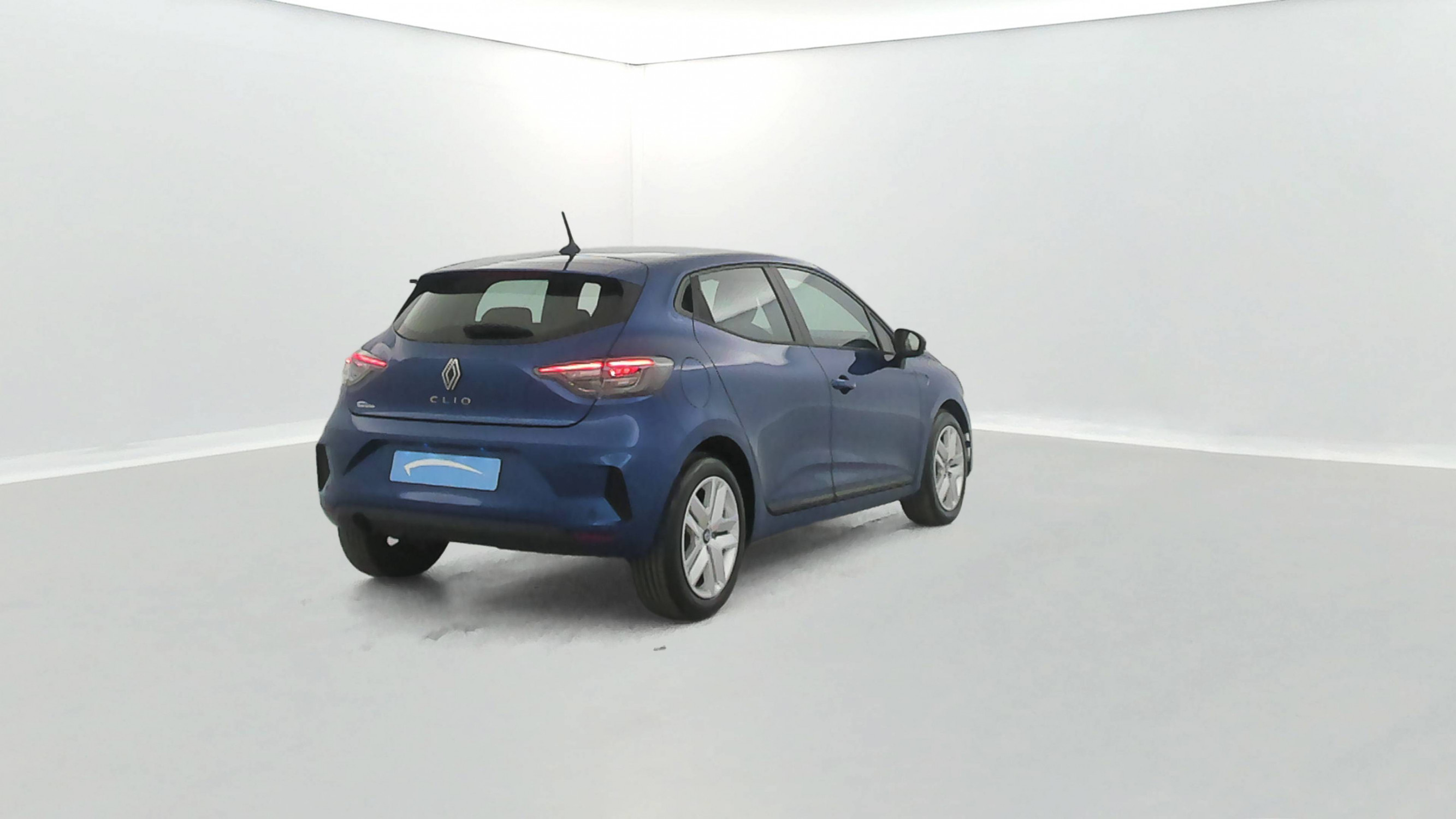 Vente en ligne Renault Clio 5 Clio Blue dCi 100 ch GSR2 au prix de 17 350 €