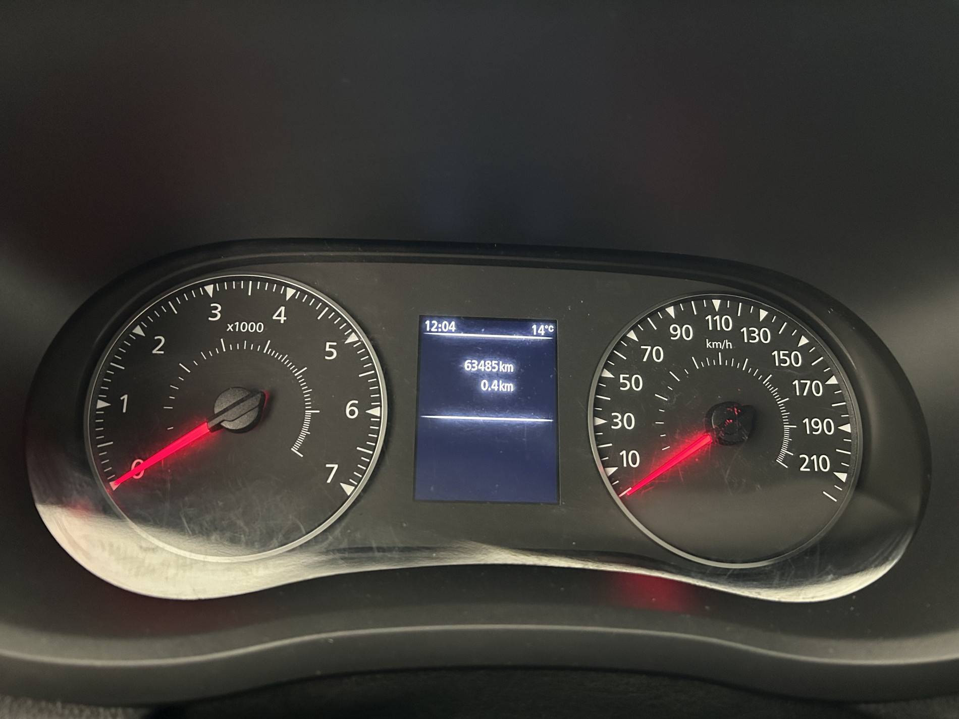 Vente en ligne Renault Master Fourgon MASTER FGN TRAC F3300 L2H2 BLUE DCI 135 au prix de 23 990 €