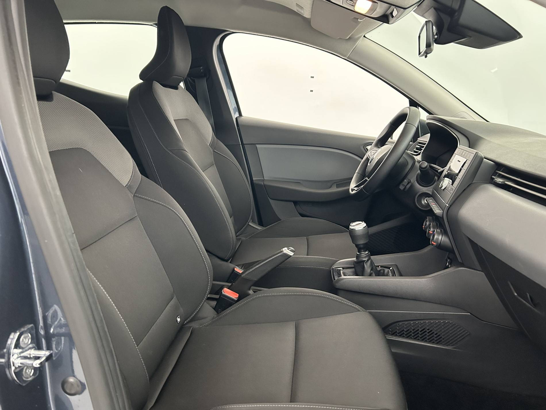 Vente en ligne Renault Clio 5 Clio SCe 75 au prix de 10 990 €